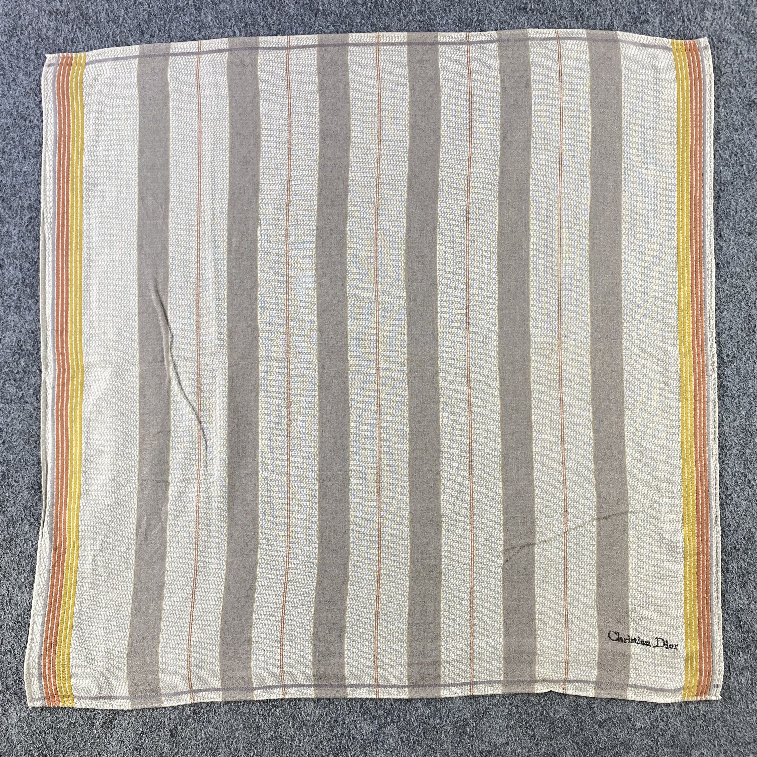Vintage Christian Dior Handkerchief/Neckerchief/Bandana HC526 Size ONE SIZE - 1 Thumbnail