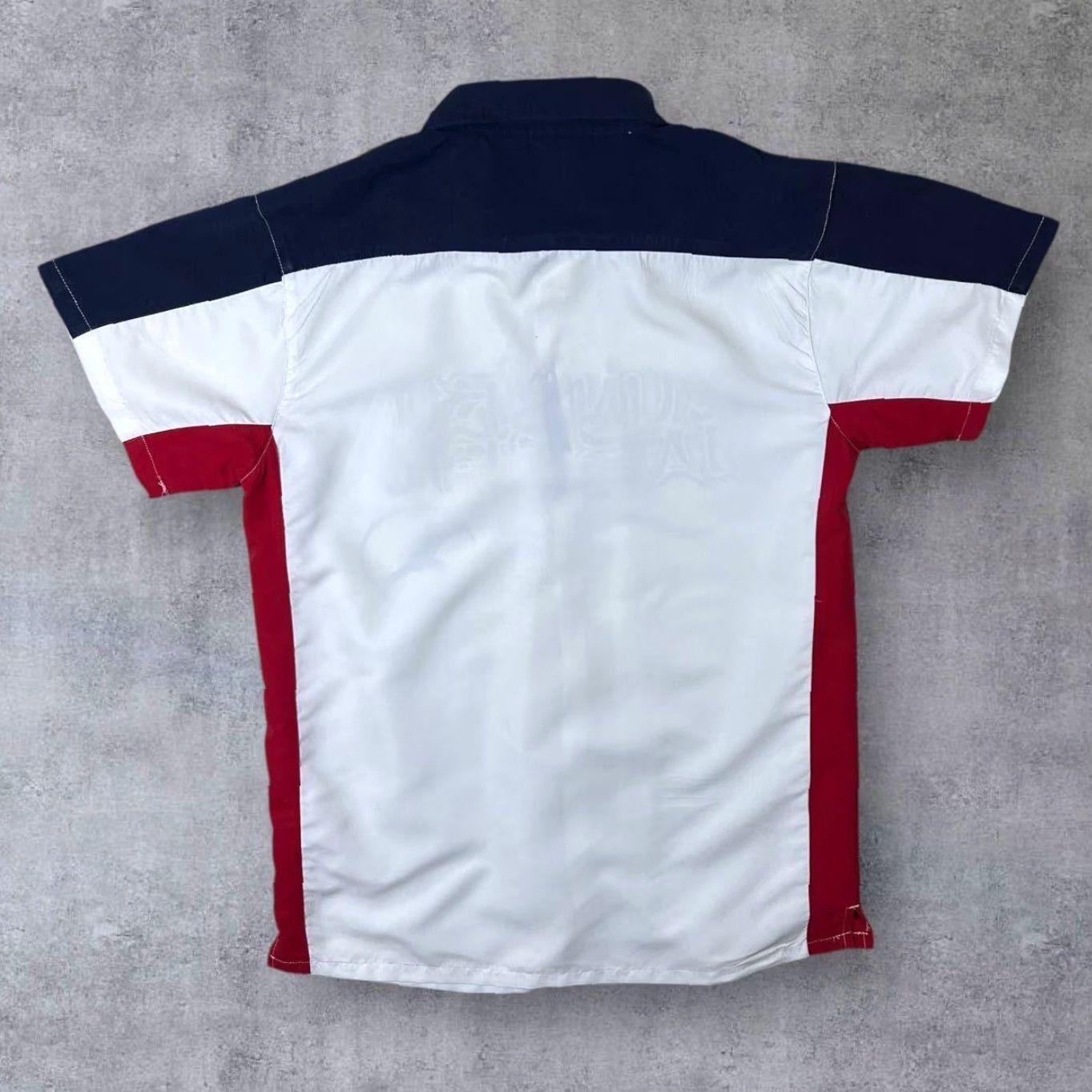 Vintage Identic Kung Fu Master Shirt S Embroidered Y2K Graphic Button-Up White/Red/Navy Mens Small Size US S / EU 44-46 / 1 - 2 Thumbnail