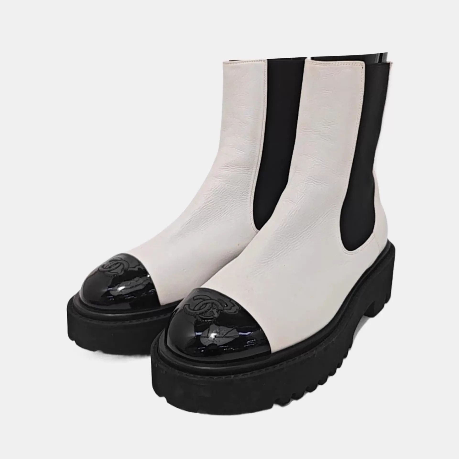 Chanel CHANEL Boots 37.5 Size US 7 / IT 37 - 1 Thumbnail
