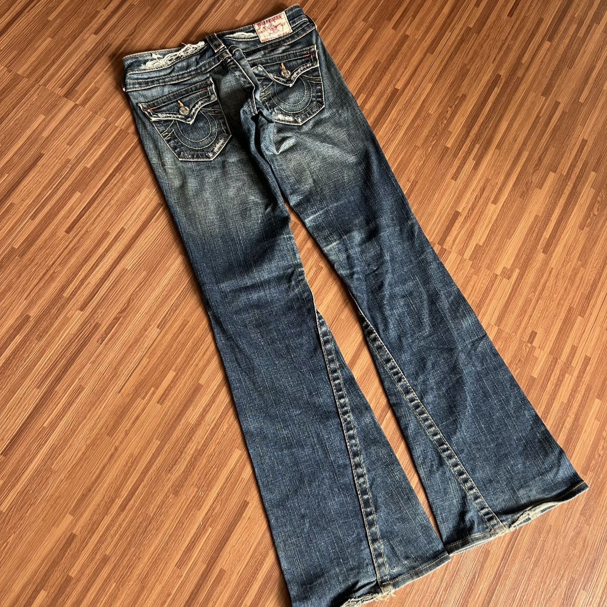 True Religion “VINTAGE” TRUE RELIGION FLARE JEANS Size 29" - 10 Thumbnail
