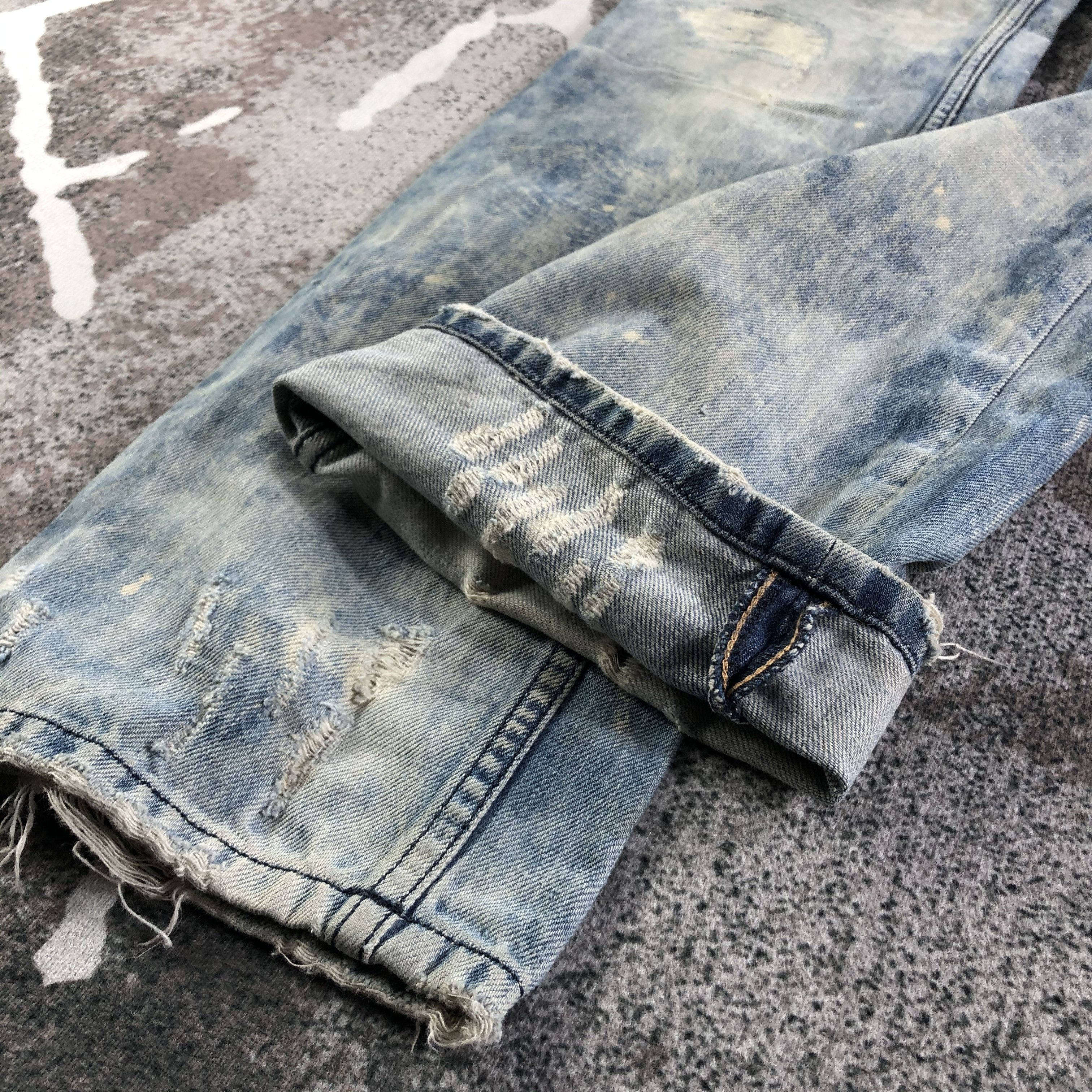 Diesel Ripped Jeans Faded Blue Denim KJ2885