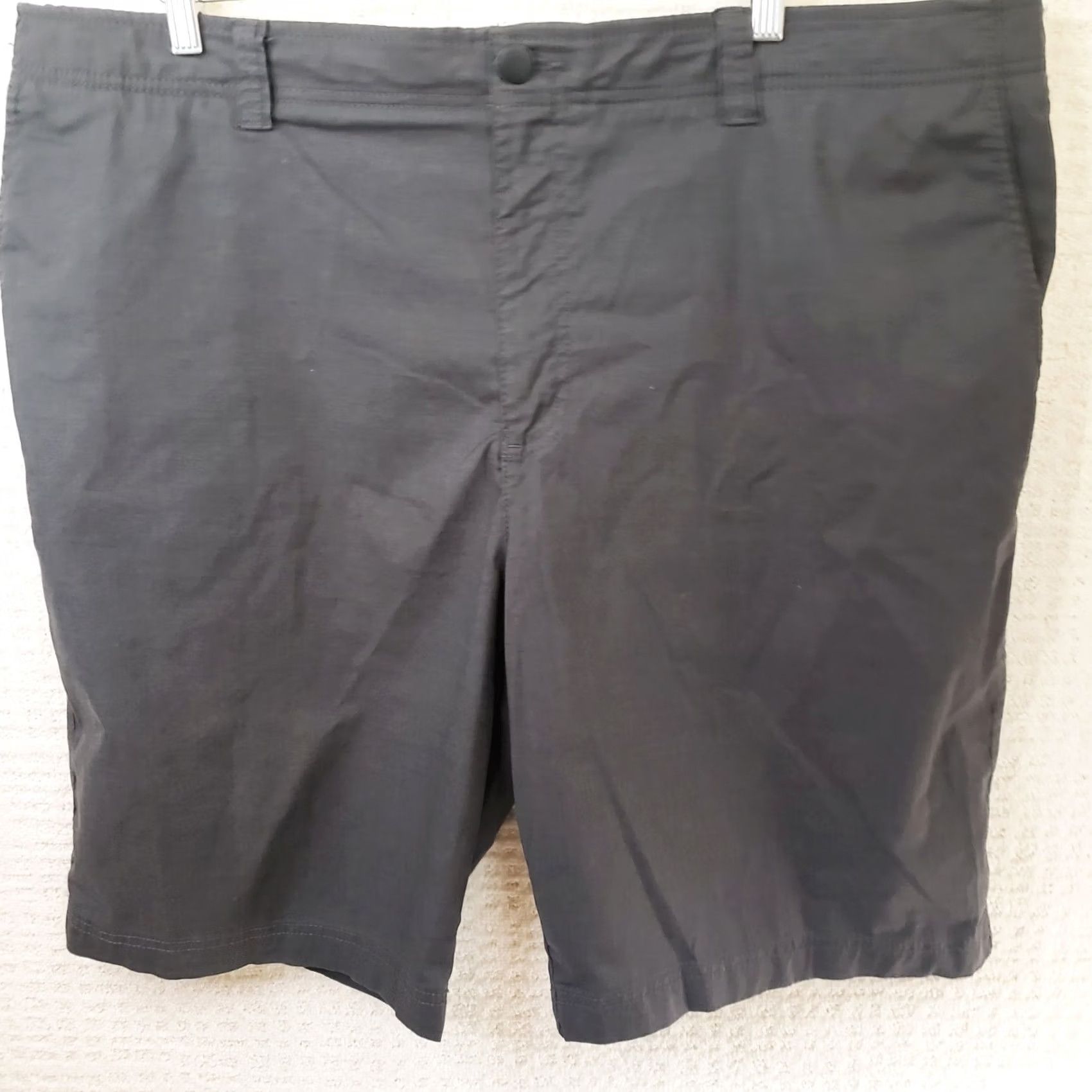 Vintage VINTAGE True Nation Flex Shorts Men Bermuda Flat Front Black 44 Waistband Comfort Mens BERMUDA 90s Size US 44 / EU 60 - 2 Thumbnail