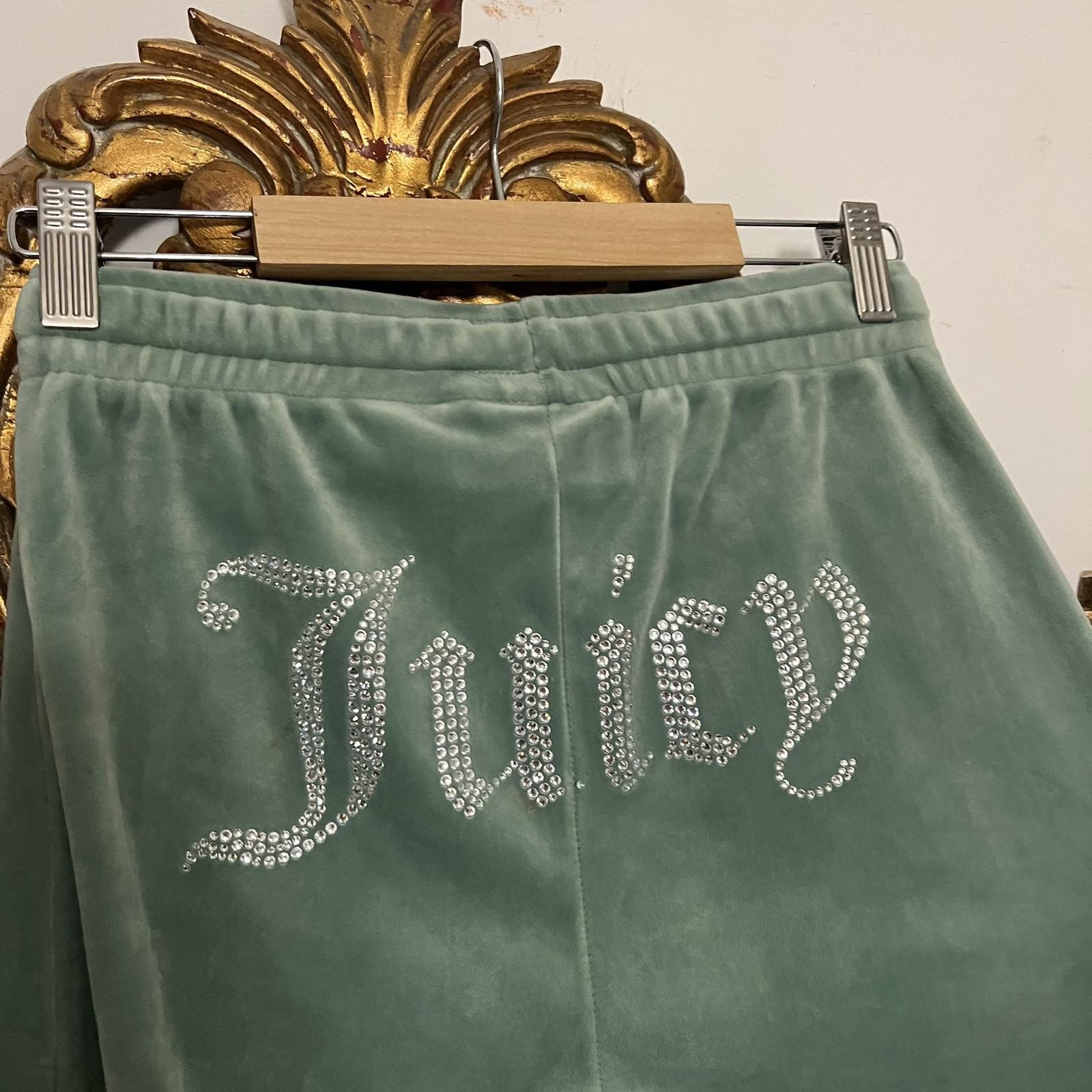 Juicy Couture Juicy Couture pants baggy rare logo y2k og tracksuit Size 28" / US 6 / IT 42 - 4 Thumbnail