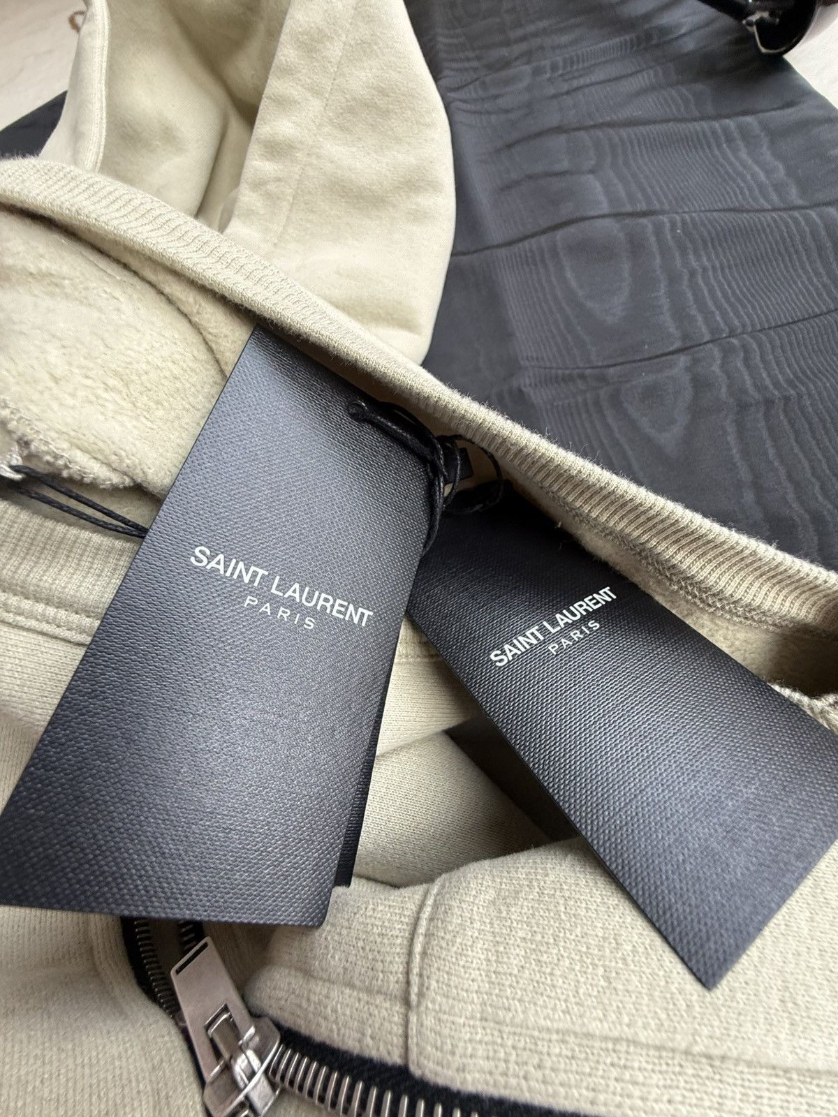 Saint Laurent Paris SS23 Saint Laurent Hoodie Zippe Sans Manches sleeveless tank Size US L / EU 52-54 / 3 - 20 Thumbnail