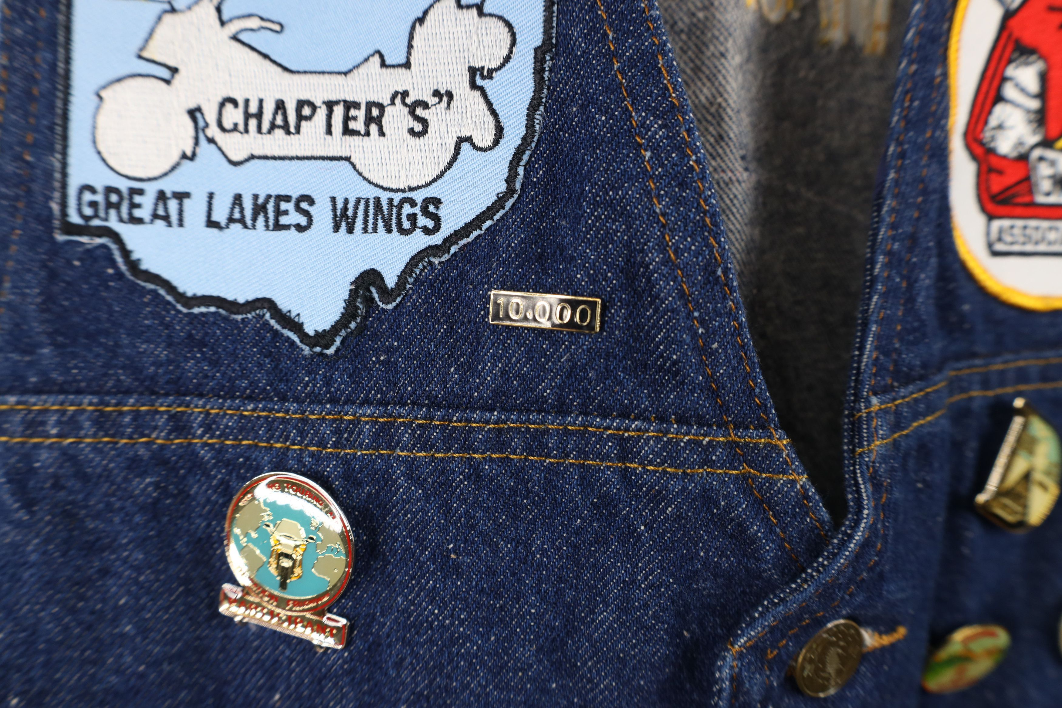 Vintage Vintage 70s Streetwear Gold Wing Road Riders Denim Vest USA Size M / US 6-8 / IT 42-44 - 5 Thumbnail