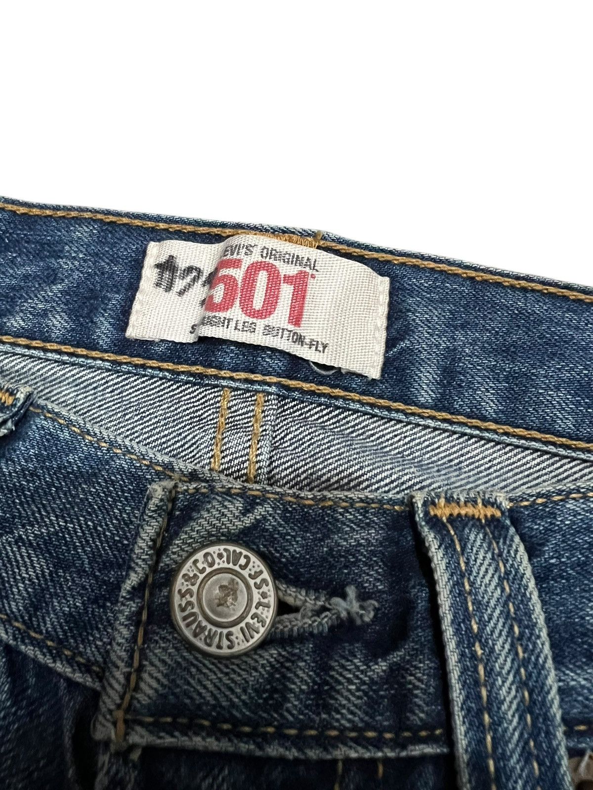 Levi's Vintage Levis 501 Distress Clawmark Jean Size US 28 / EU 44 - 9 Thumbnail