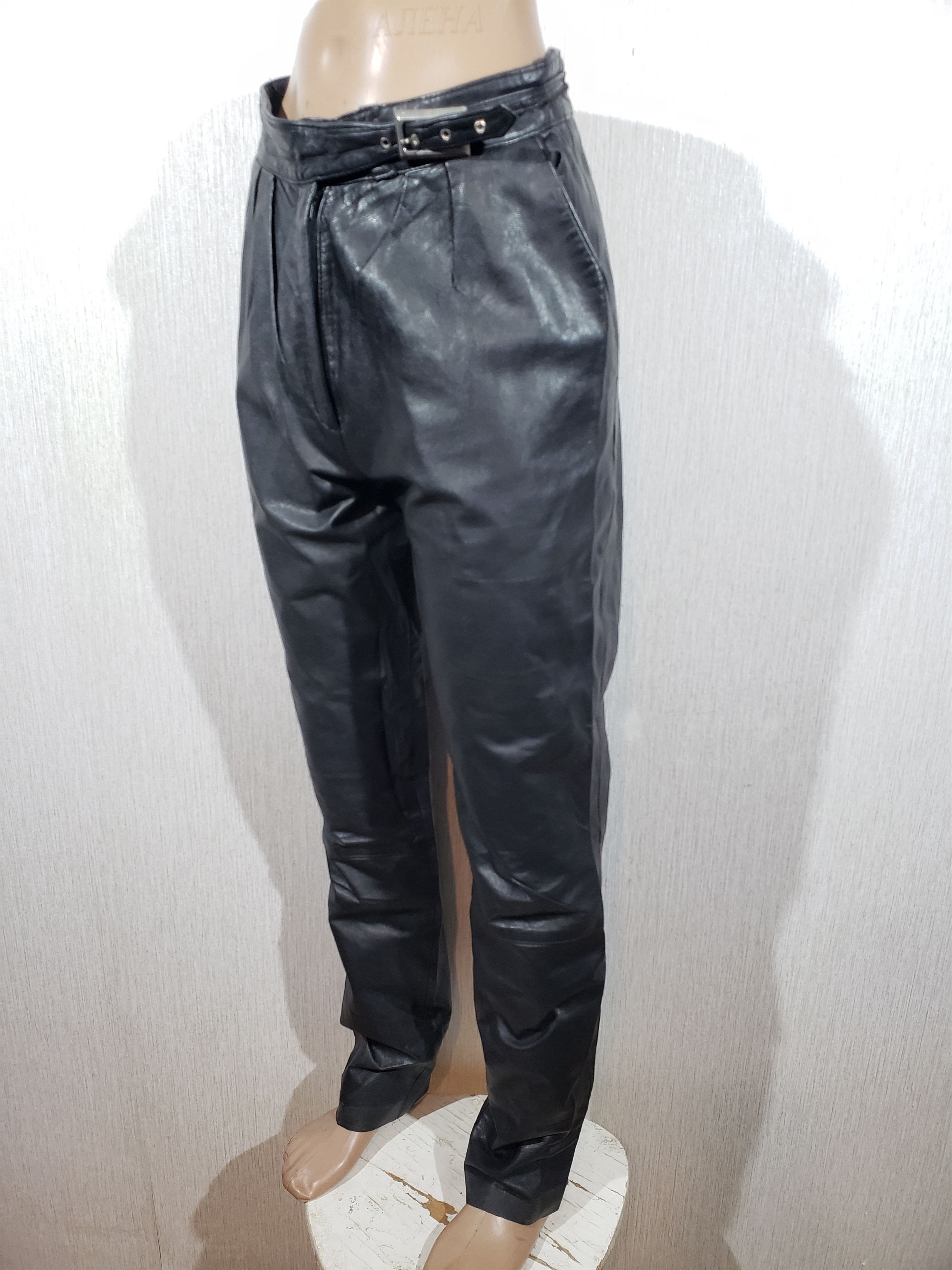 Leather Stylish women's black leather pants. Size 28" / US 6 / IT 42 - 2 Thumbnail