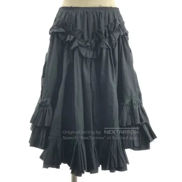 Comme Des Garcons size XS Black vintage lace design skirt