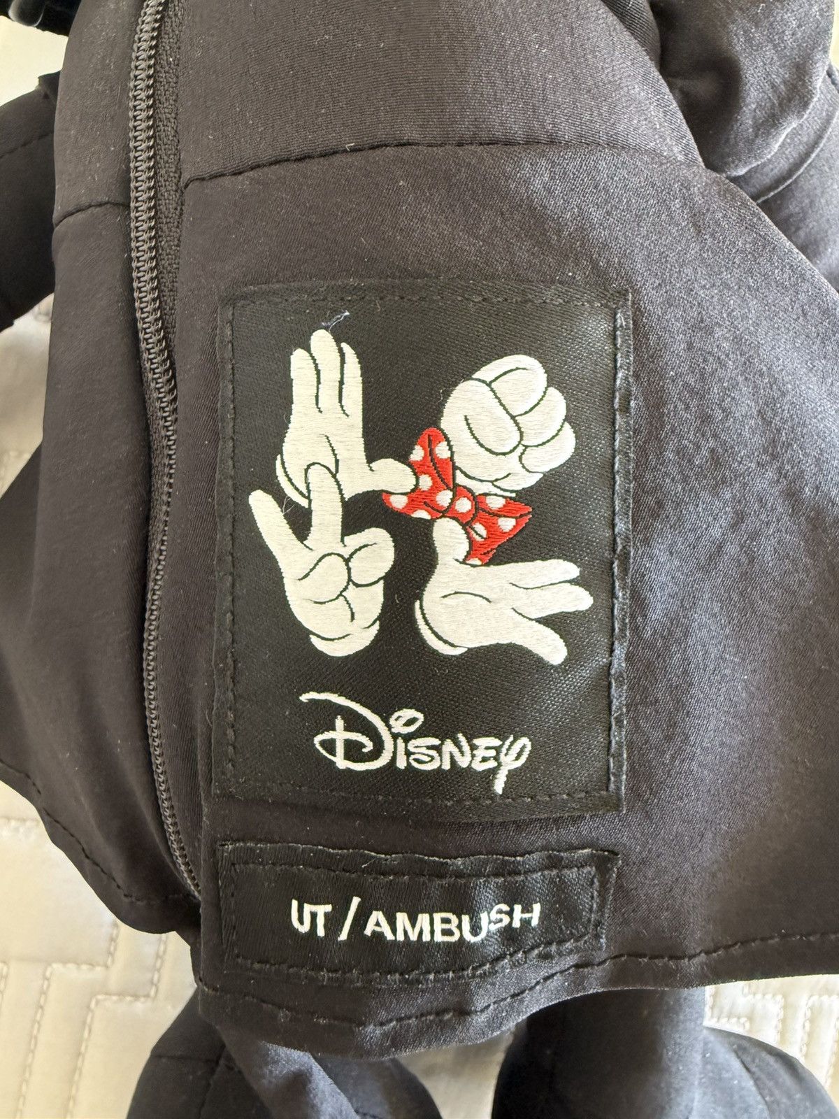 Uniqlo Uniqlo Ambush Disney Minnie Mouse 2-way Plush Bag Size ONE SIZE - 4 Thumbnail