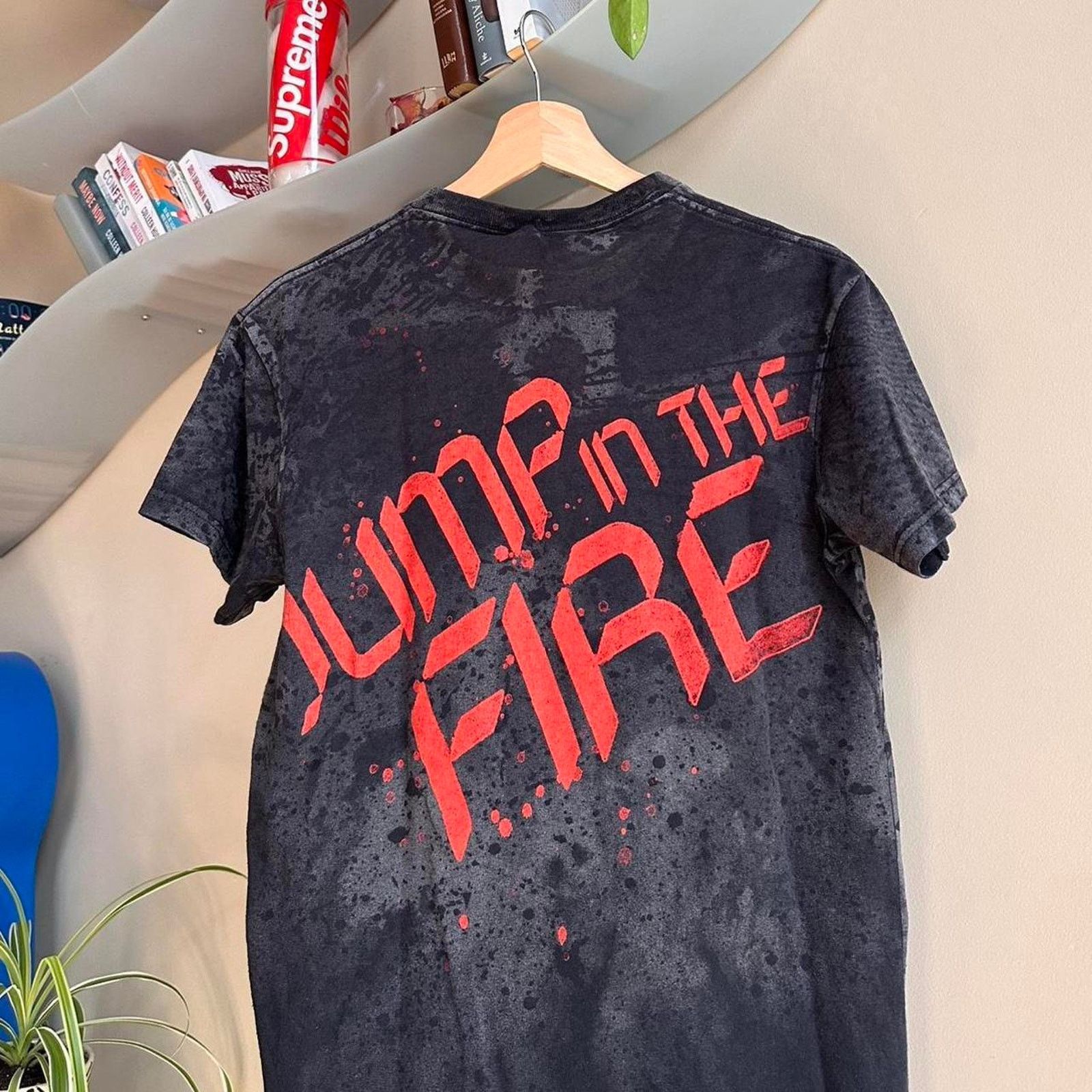 Metallica × Vintage Vintage Y2K Metallica Jump In the Fire Shirt Size US S / EU 44-46 / 1 - 5 Thumbnail