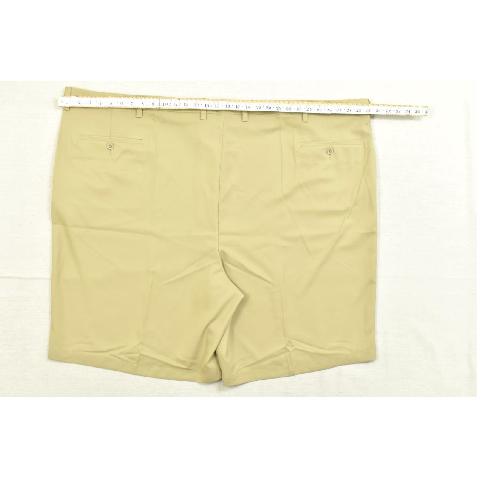 Haggar Haggar Men Flat Front Performance Shorts 60 Khaki Beige 10 Inseam Pockets Chino Golf Summer Spring Size US 44 / EU 60 - 3 Thumbnail