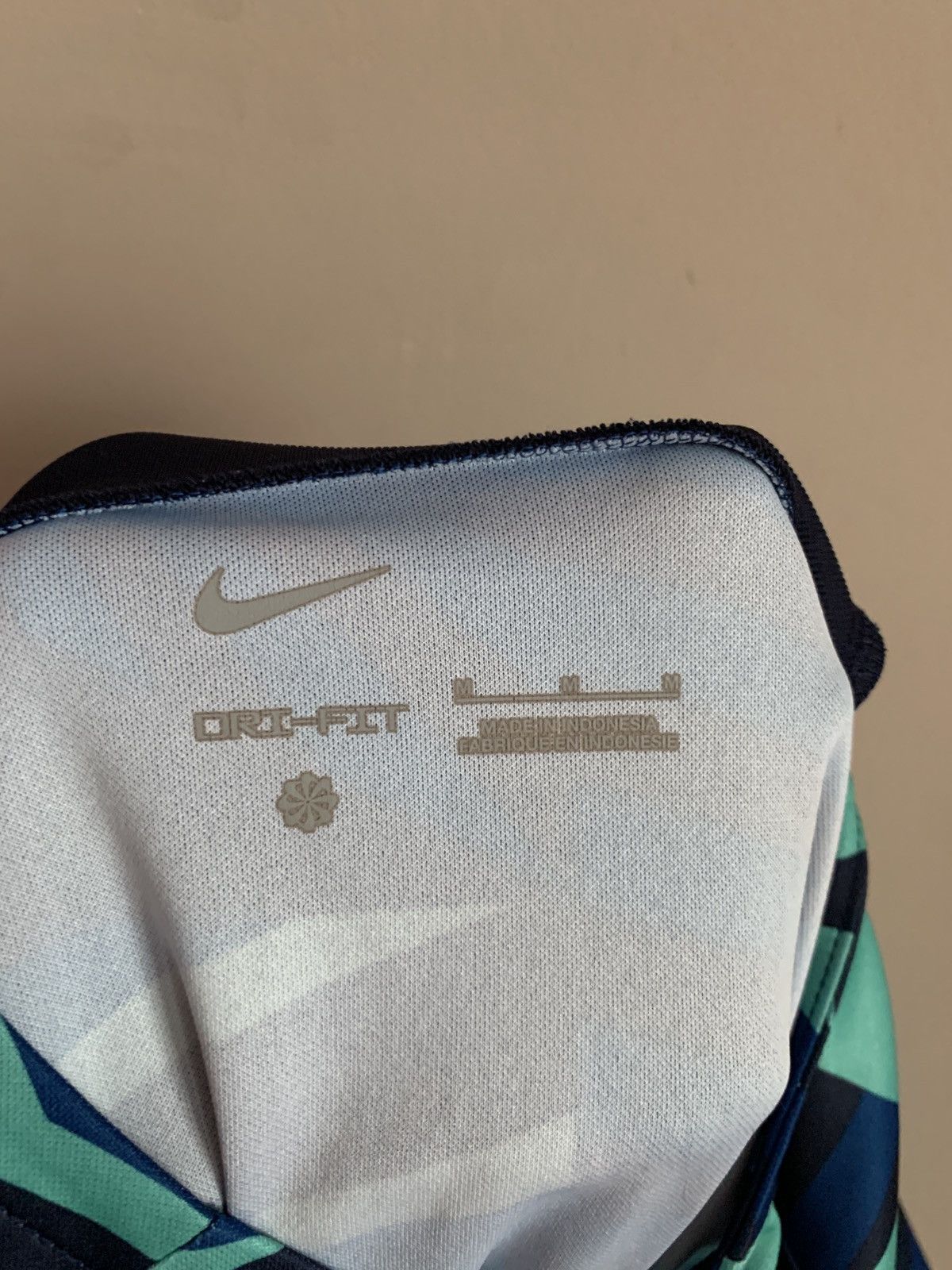 Nike Inter Milan 22/23 Football Shirt Nike Soccer Jersey Size M Size US M / EU 48-50 / 2 - 6 Thumbnail