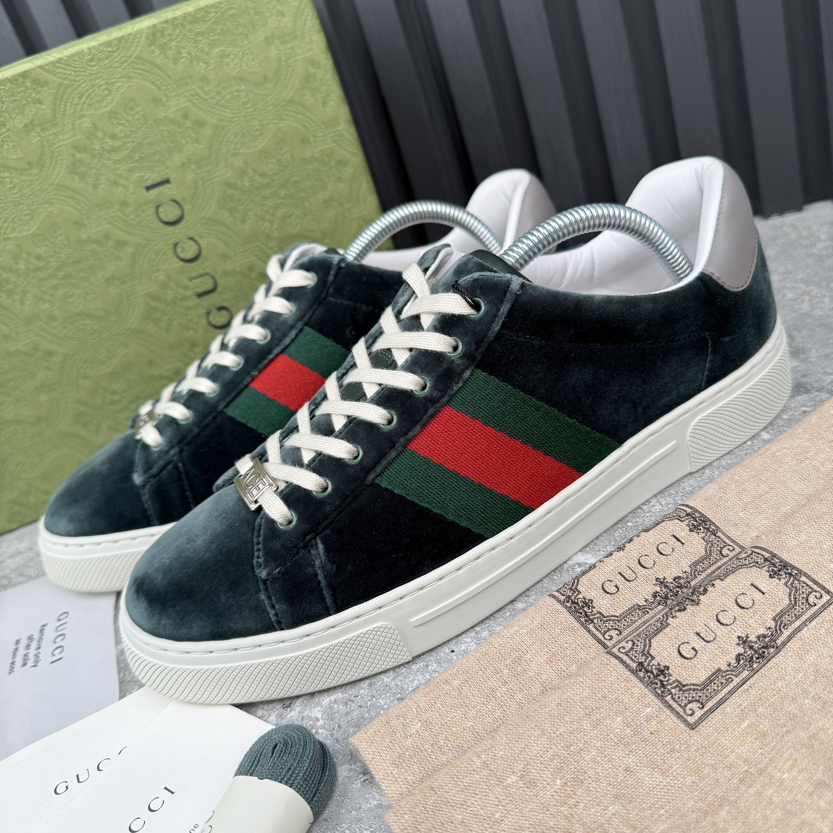 Gucci GUCCI Ace Web Low Top Sneakers Velour Size US 7.5 / EU 40-41 - 1 Thumbnail