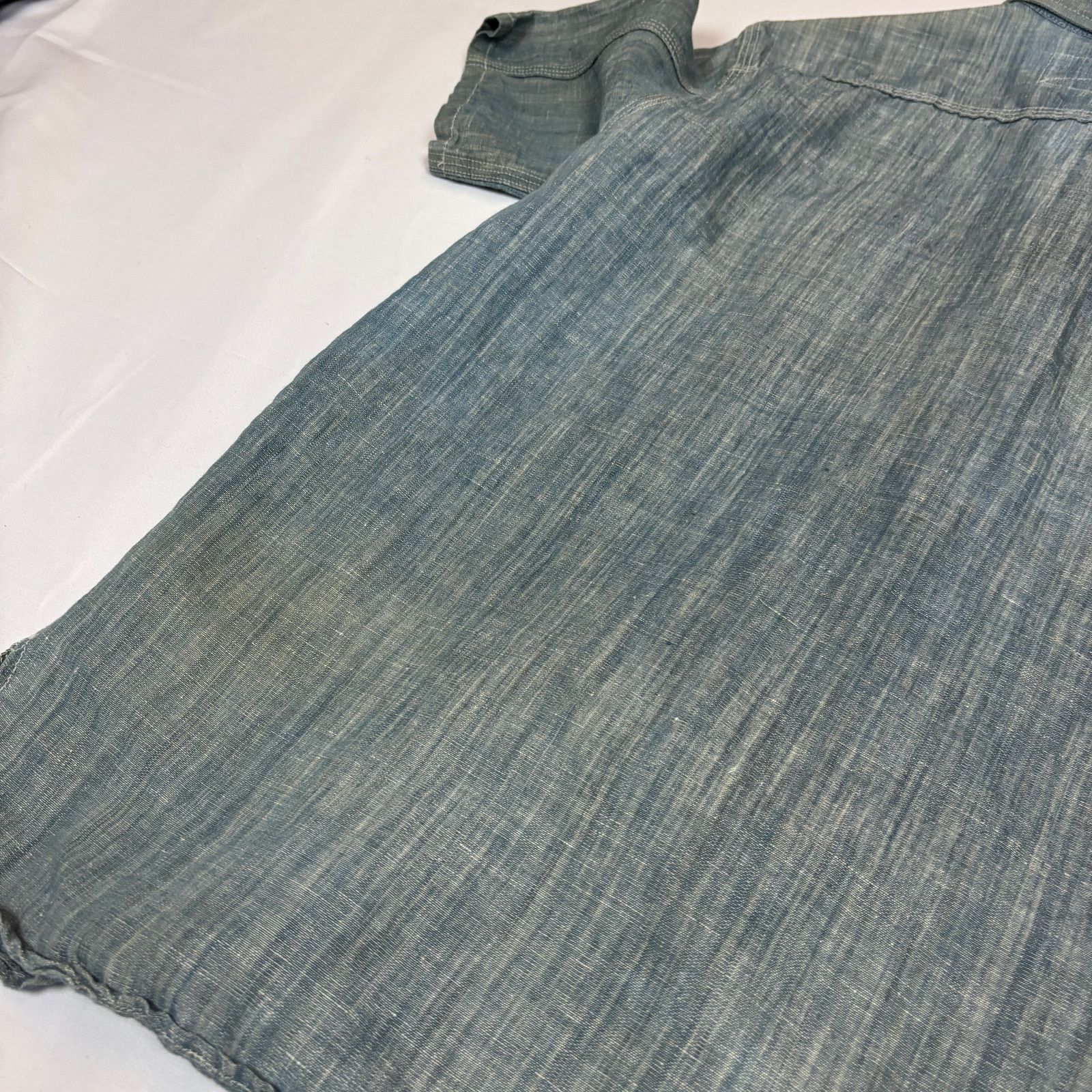 Rogue Territory Work Shirt Men's Medium Chambray Selvedge