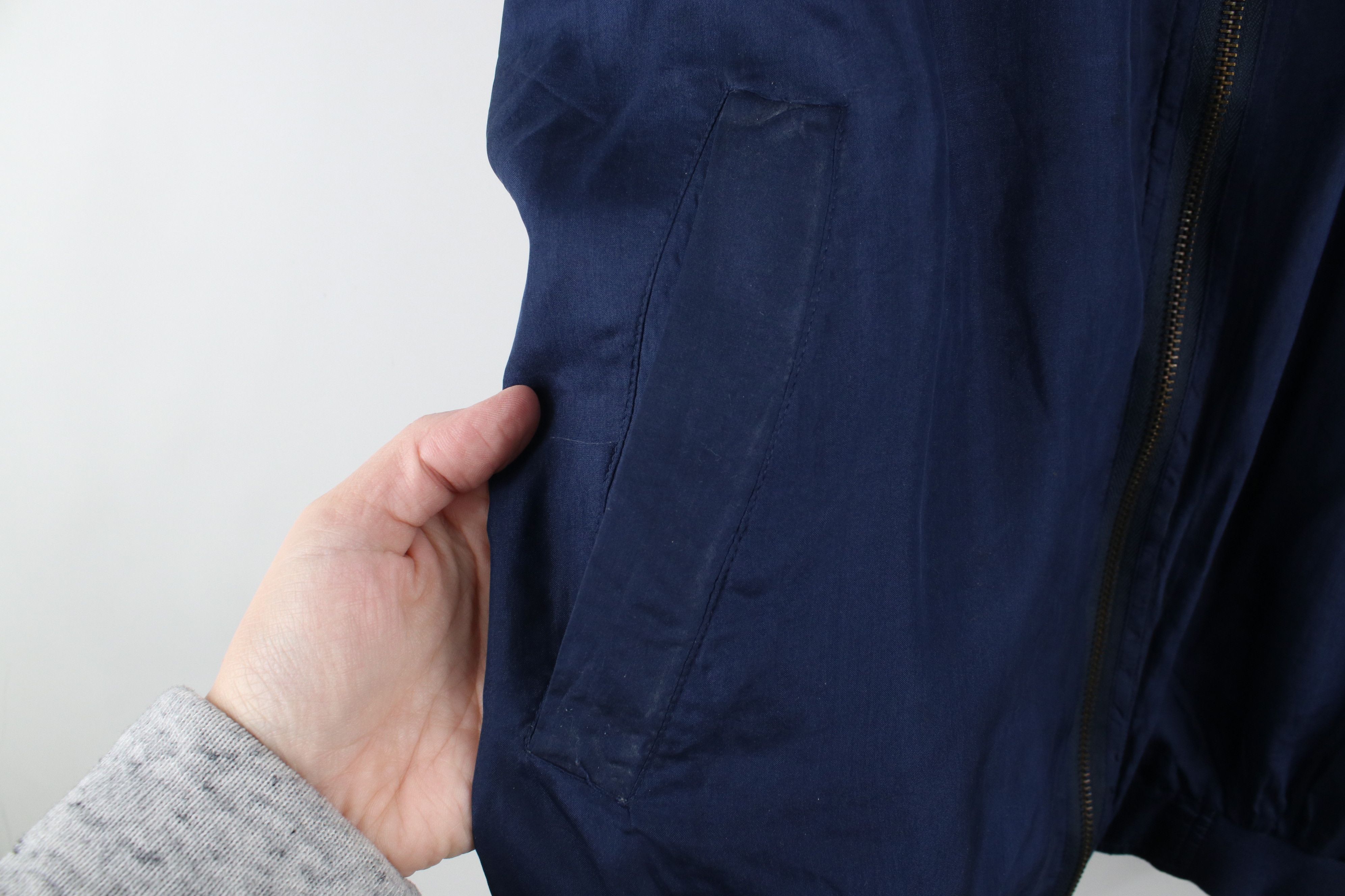 Vintage Vintage 90s Streetwear Silk Full Zip Bomber Jacket Navy Blue Size US L / EU 52-54 / 3 - 5 Thumbnail