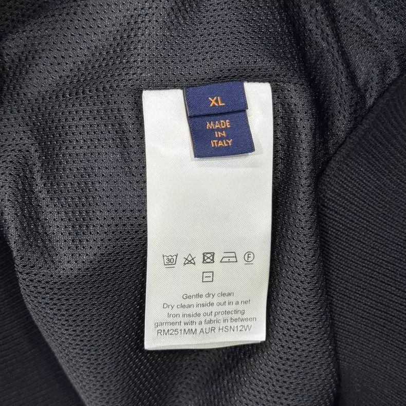 Louis Vuitton Louis Vuitton Blue Black Logo Jacket -2505 Size US XL / EU 56 / 4 - 5 Thumbnail