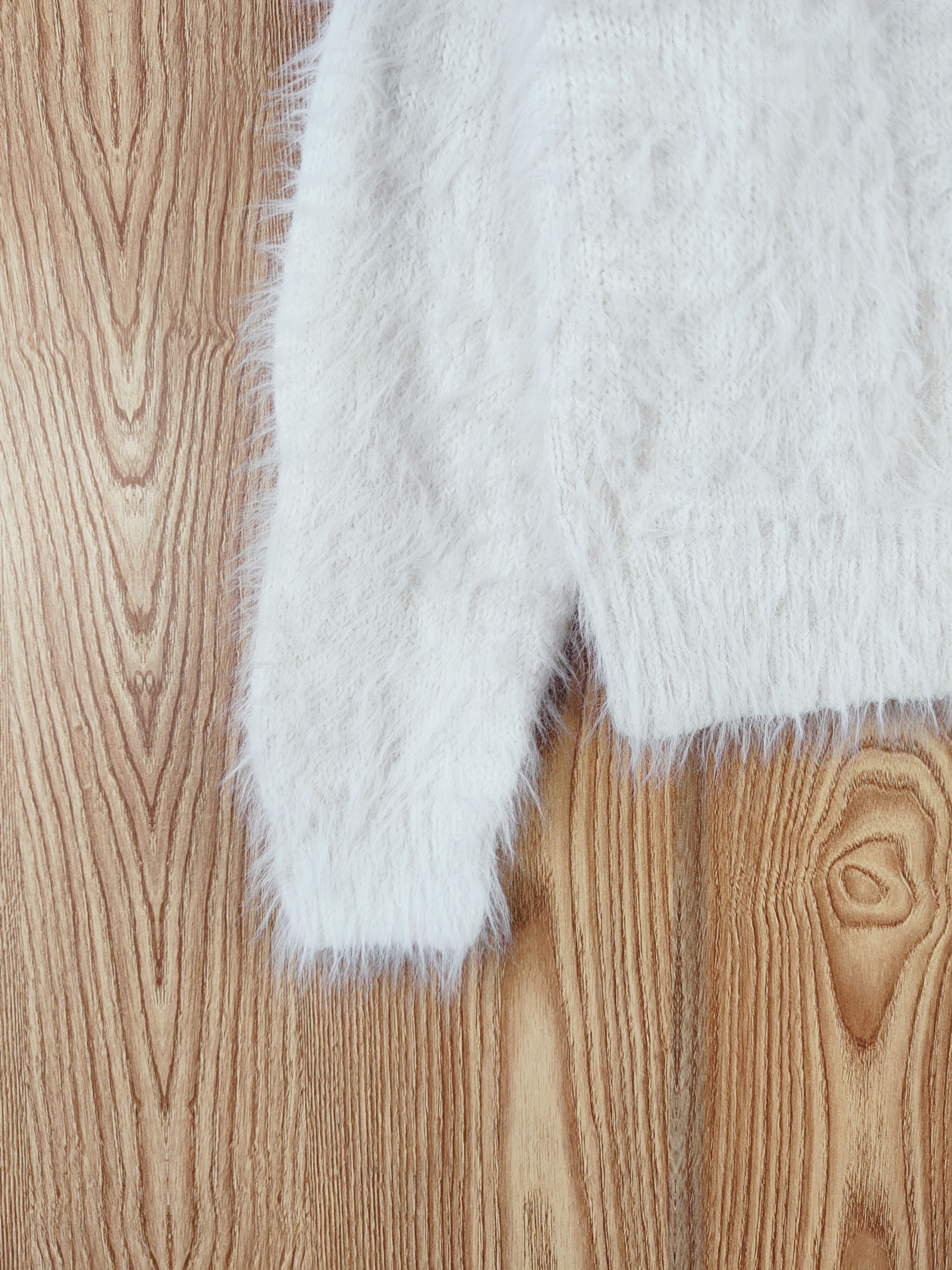 Japanese Brand × LOWRYS FARM × Vintage Vintage Lowrys Farm White Fur Mohair Knitwear Size M / US 6-8 / IT 42-44 - 4 Thumbnail