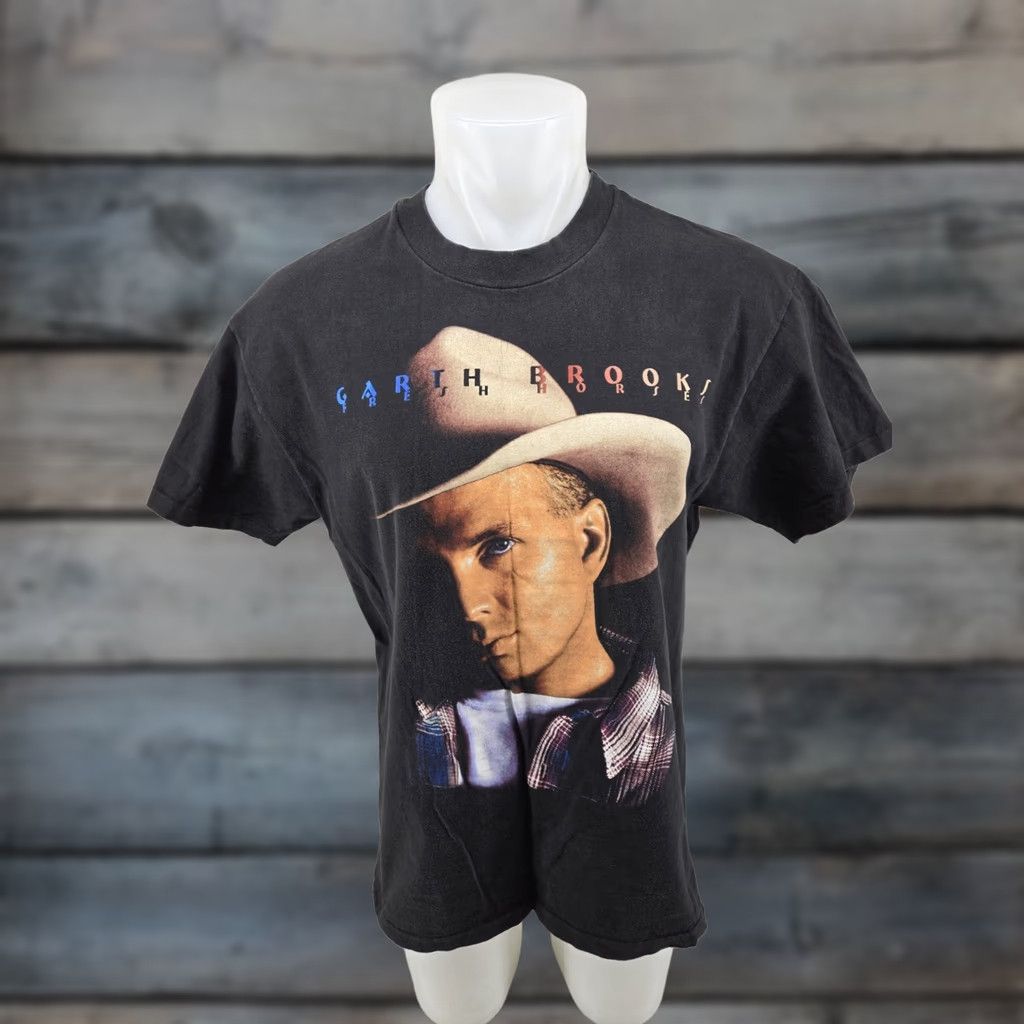 Hanes VINTAGE Garth Brooks Fresh Horses Concert Tour T-Shirt Sz Large Hanes Beefy-T Mens Short Sleeve Black 1996 VTG Distressed Graphic Print Size US L / EU 52-54 / 3 - 1 Thumbnail