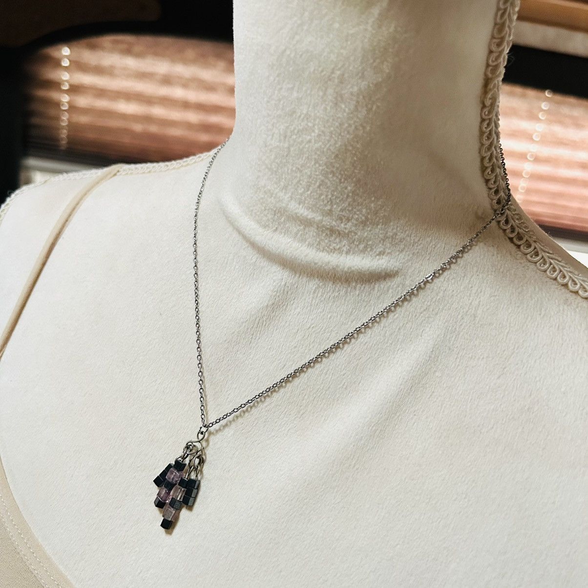 Handmade Handcrafted hematite and rose quartz dangle pendant necklace Size ONE SIZE - 3 Thumbnail