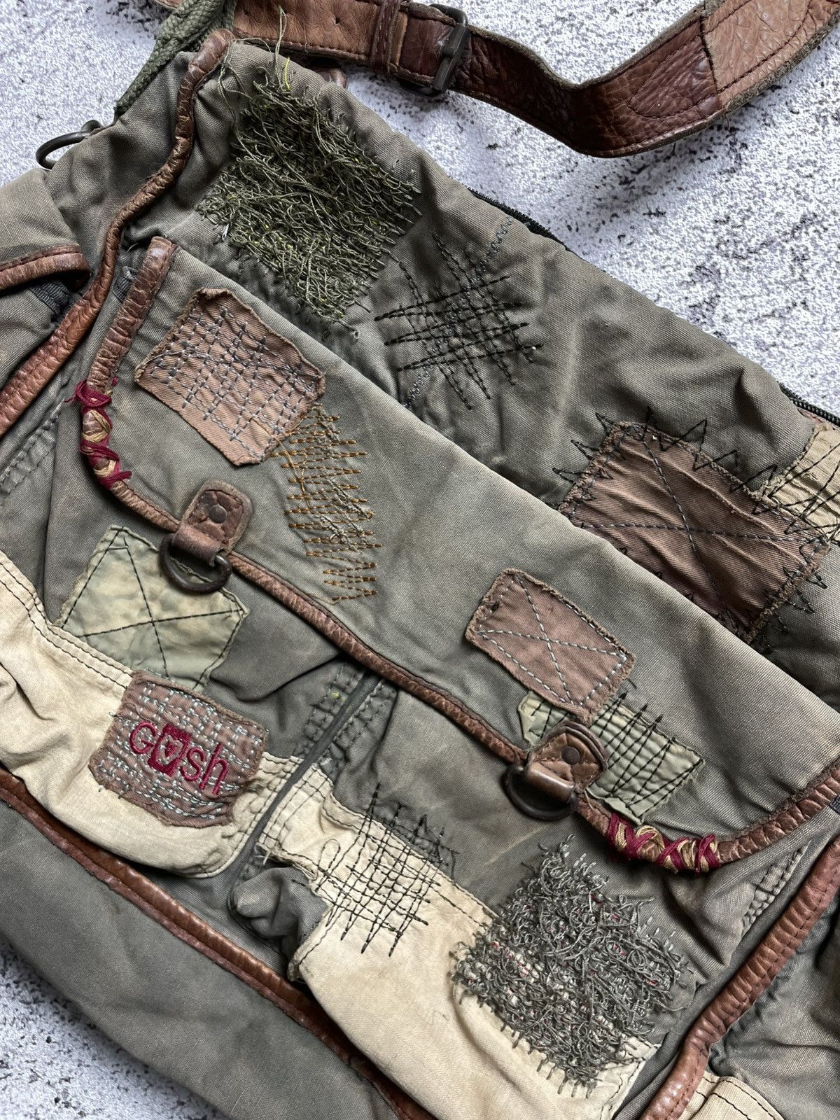Kapital 2000s Gosh Military Patchwork Sashiko Sling Bag Kapital Styl Size ONE SIZE - 5 Thumbnail