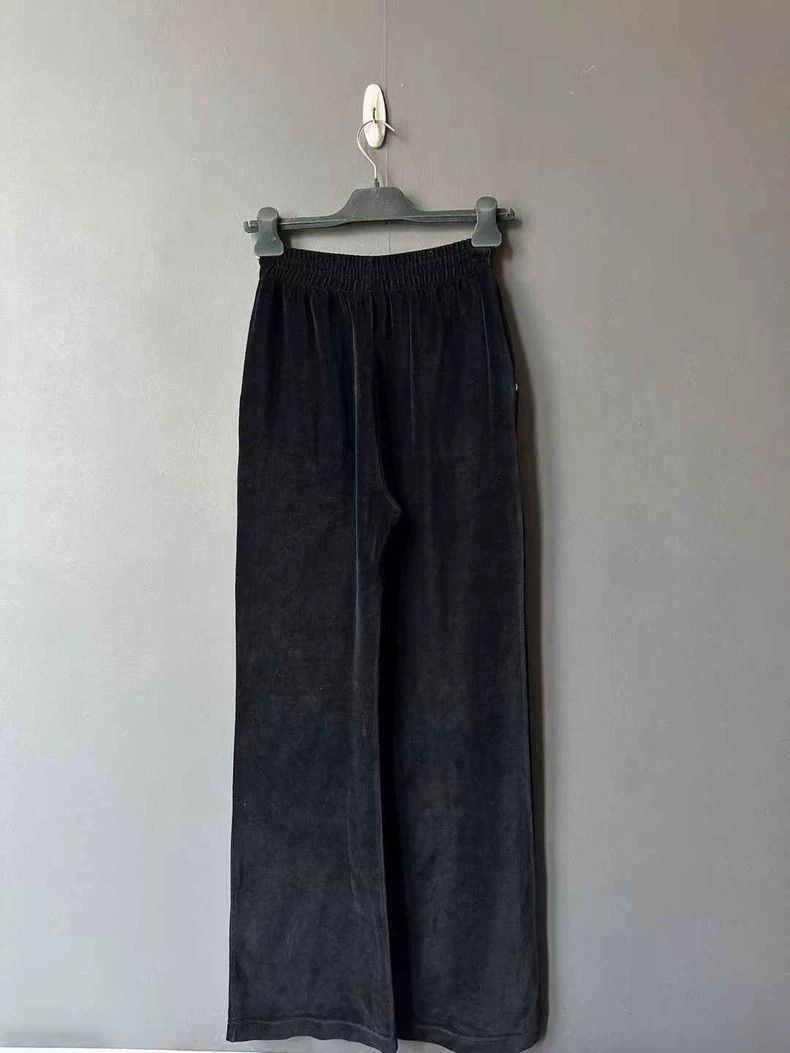 Celine Black Velvet Trousers from Celine Size US 26 / EU 42 - 2 Thumbnail