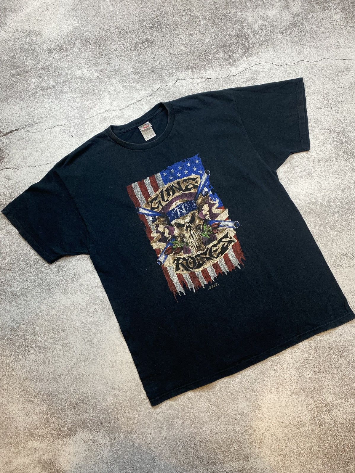 Band Tees × Fruit Of The Loom × Guns N' Roses Vintage 2005 Guns n Roses Use your illusion t-shirt Size US XL / EU 56 / 4 - 1 Thumbnail