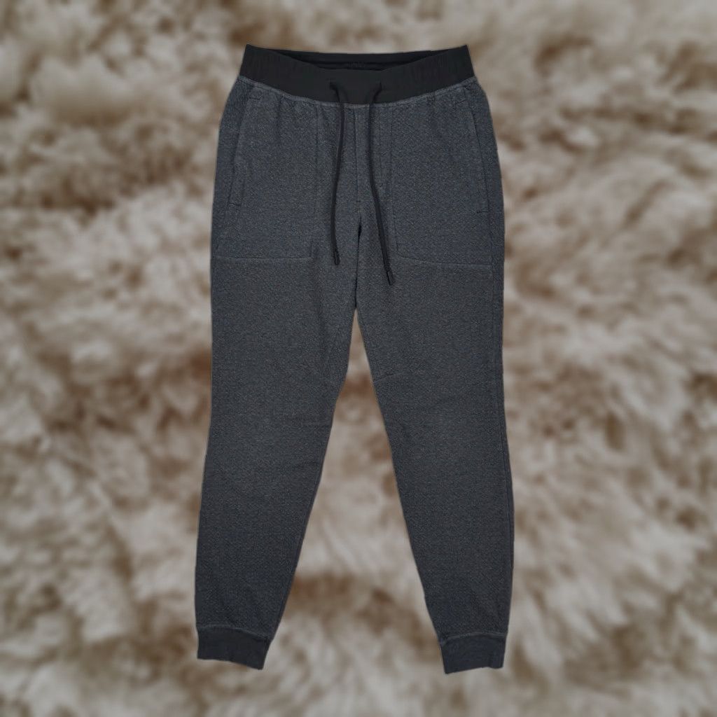 Lululemon At Ease Jogger Performance Pants Mens Small EXCELLENT CONDITION