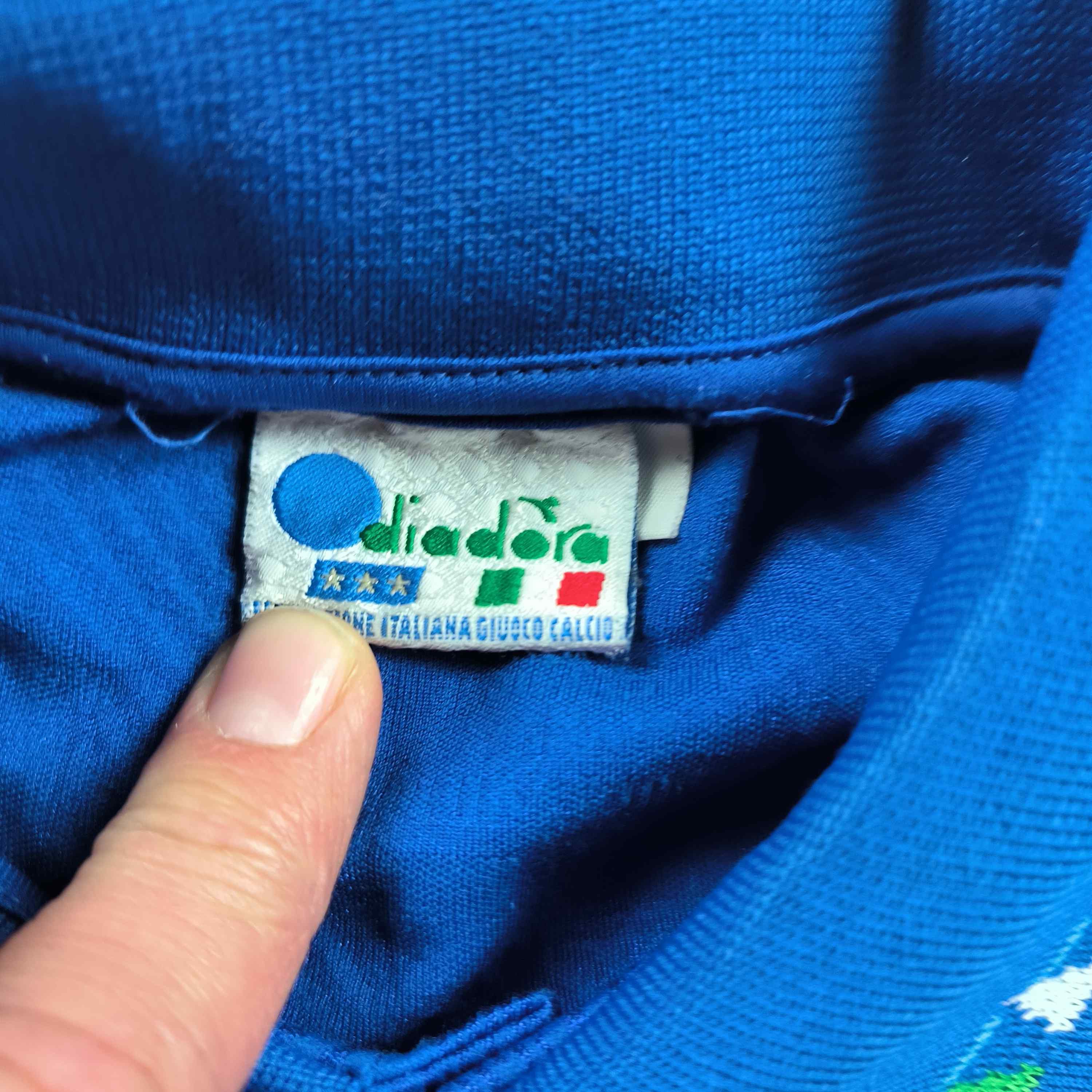 Diadora Italy 1992-94 Diadora home football jersey shirt size L Size US L / EU 52-54 / 3 - 5 Thumbnail