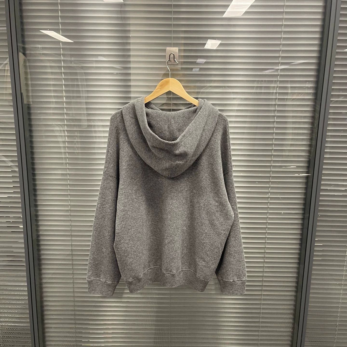 Celine Celine Gray Drawstring Letter Logo Wool Sweatshirt L Size L / US 10 / IT 46 - 2 Thumbnail