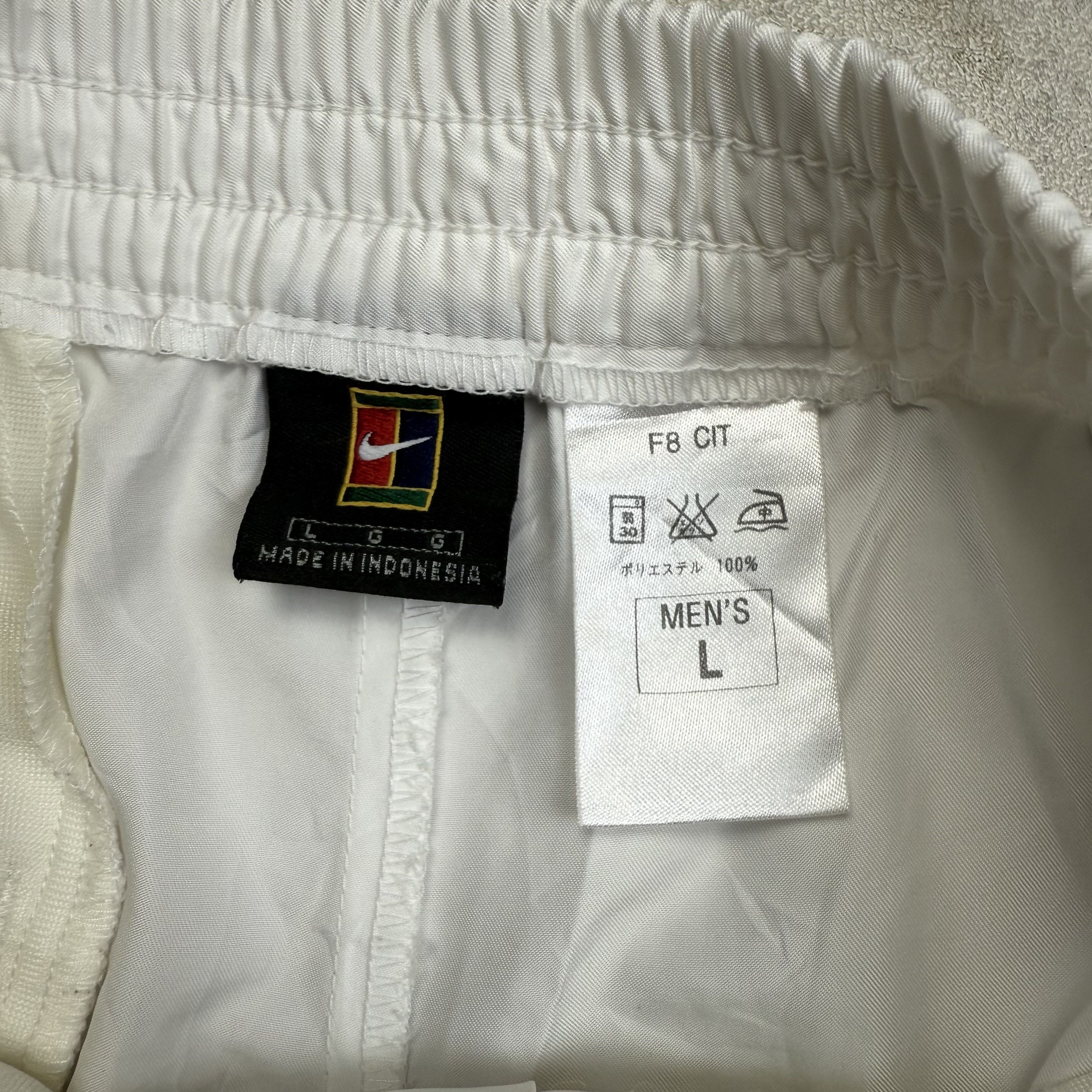 Nike Vintage Nike Tennis Court Short Pants Size US 34 / EU 50 - 5 Thumbnail