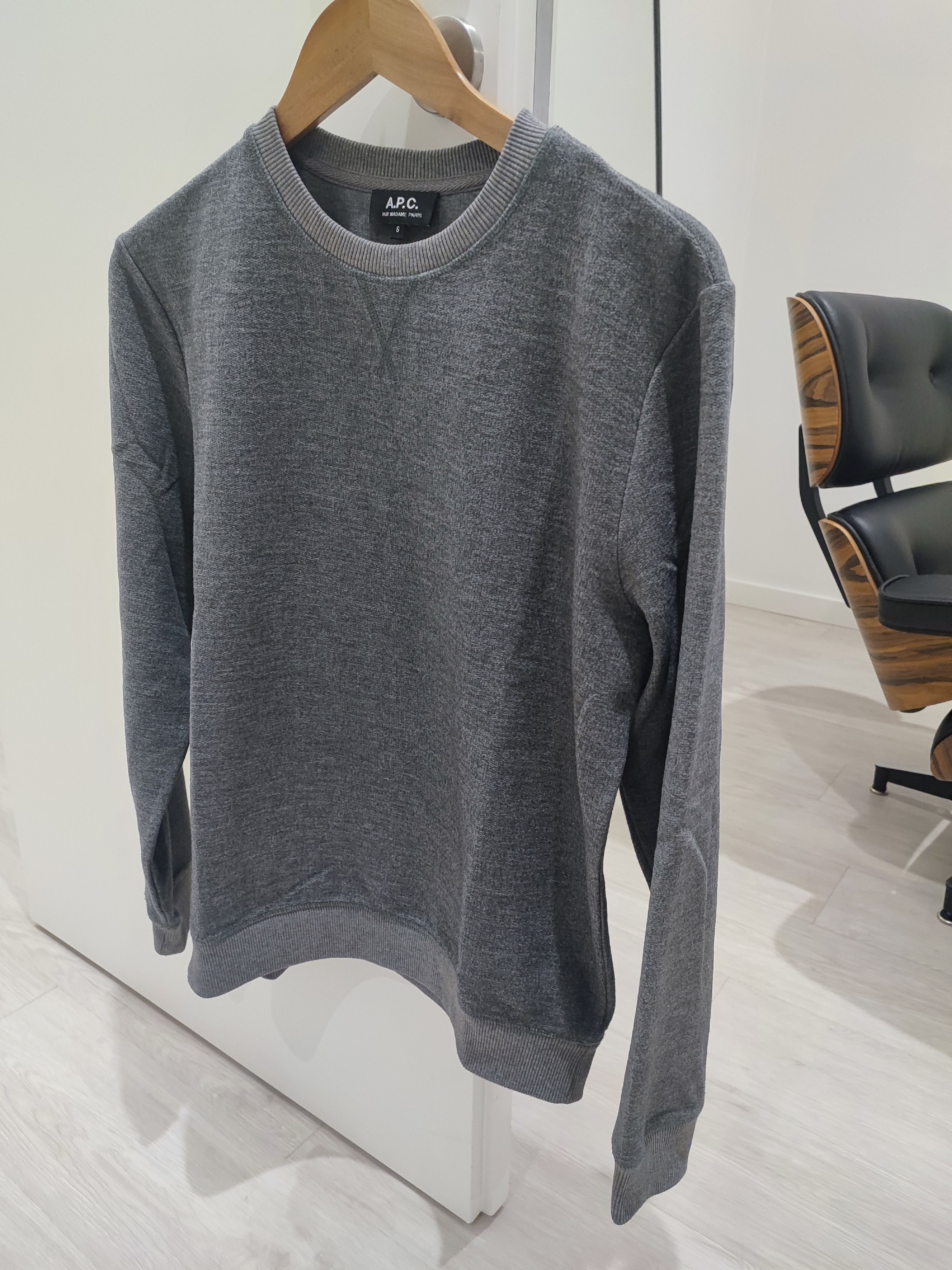 A.P.C. A. P. C. heather grey knit Size US S / EU 44-46 / 1 - 1 Thumbnail