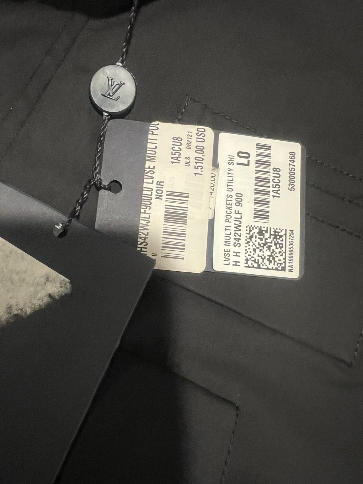 Louis Vuitton Louis Vuitton 3D shirt. L. $1490 Size US L / EU 52-54 / 3 - 10 Thumbnail