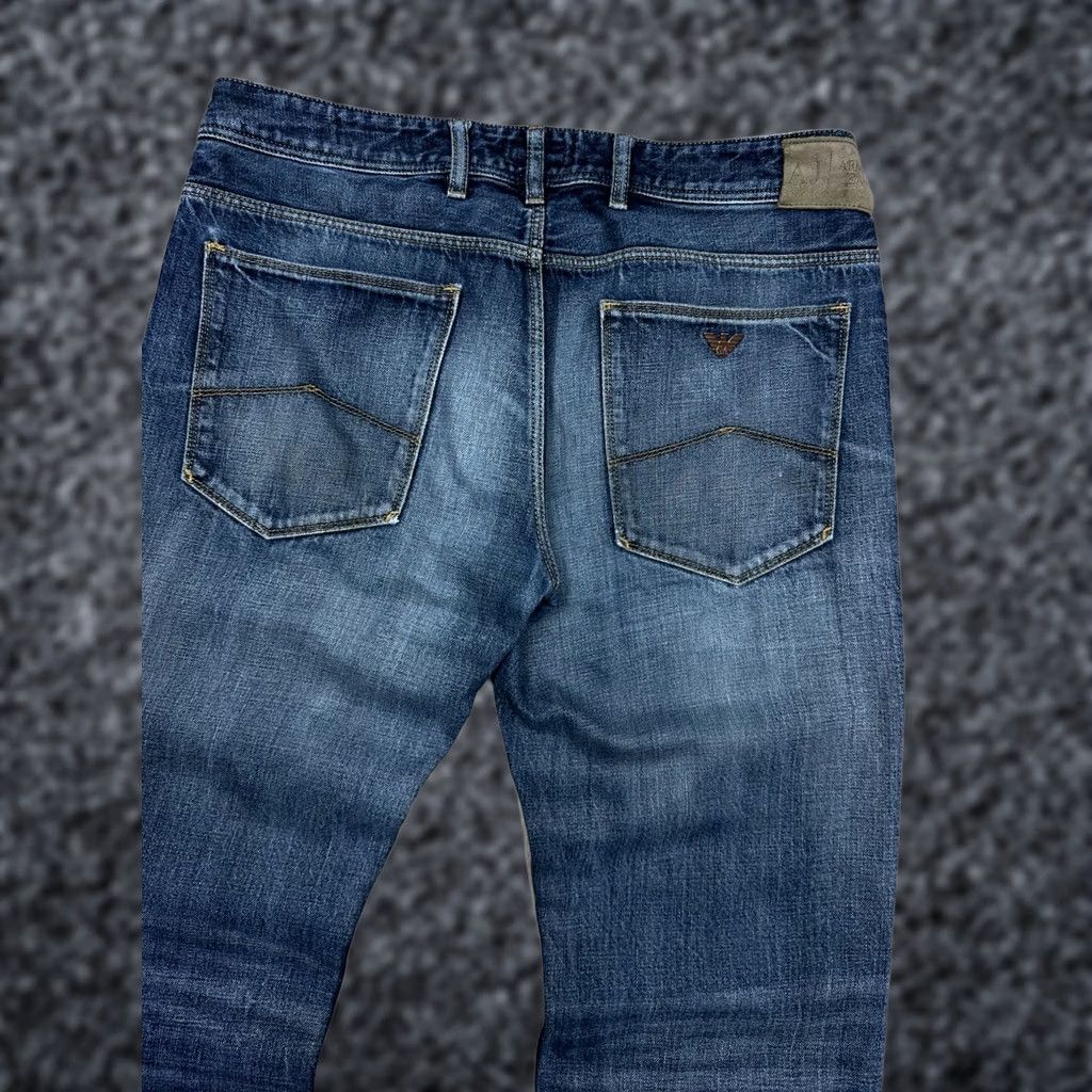 Vintage Armani Jeans Jeans Mens Denim Size 34 Blue Regular Straight 34 in Inseam 34 cm 84 cm 46 cm 22 cm Pants Pants Mens Denim Vintage No 34 Miscellaneous Size US 34 / EU 50 - 1 Thumbnail