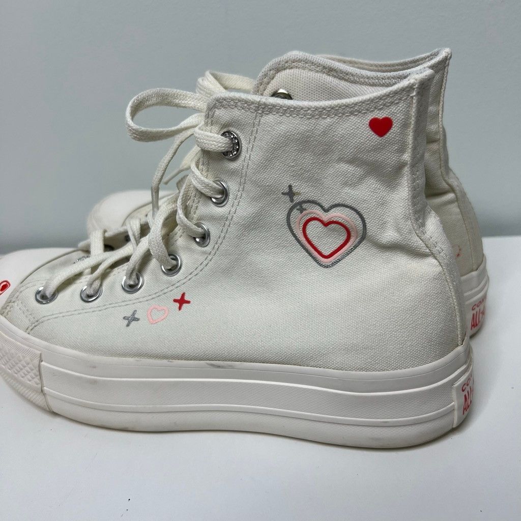 Converse Converse White Platform Red Heart High Top Sneakers Size 8 Size US 8 / IT 38 - 11 Thumbnail