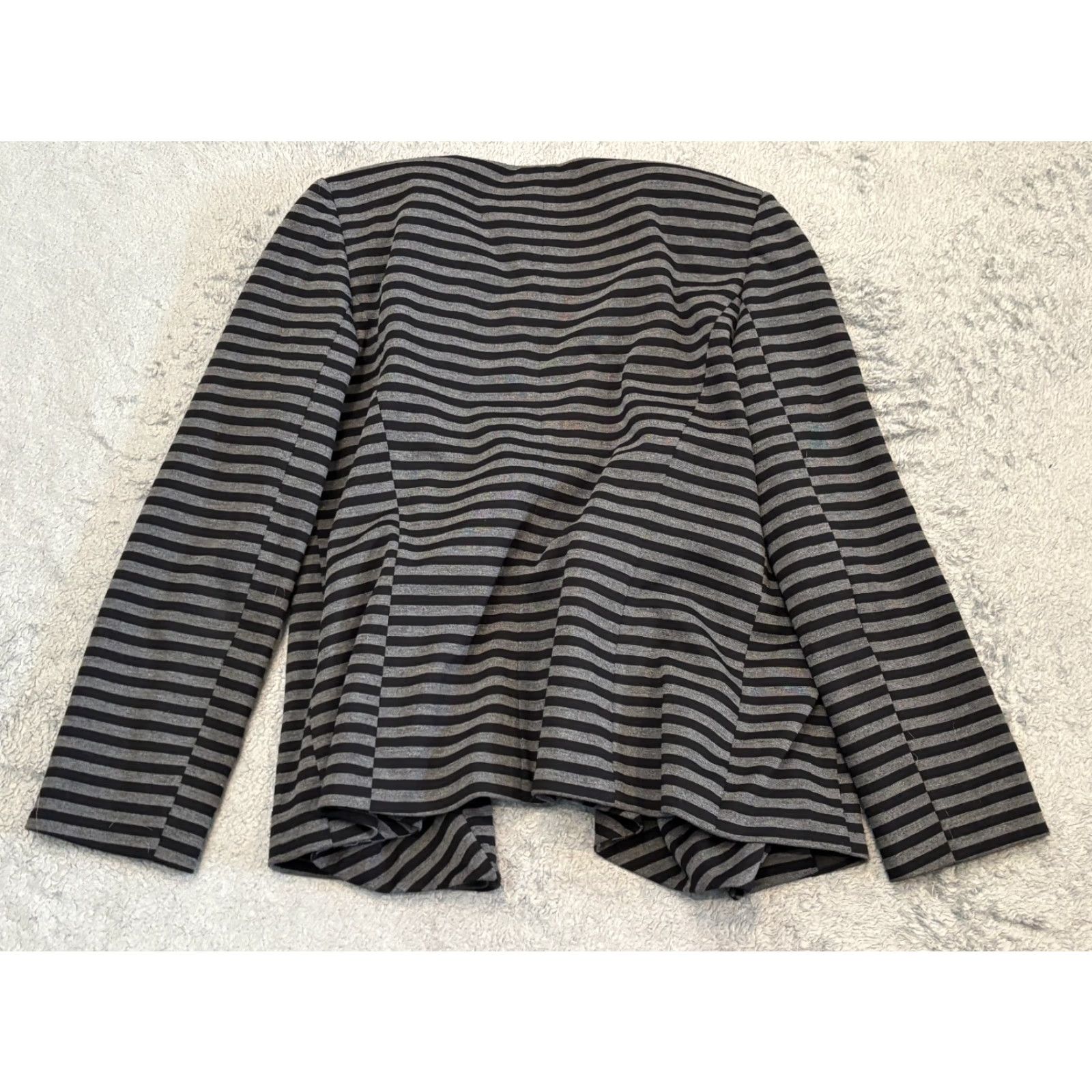 Vintage Tahari Shacket Womens 12 Gray Striped Long Sleeve Open Front Blazer Jacket Size XL / US 12-14 / IT 48-50 - 5 Thumbnail
