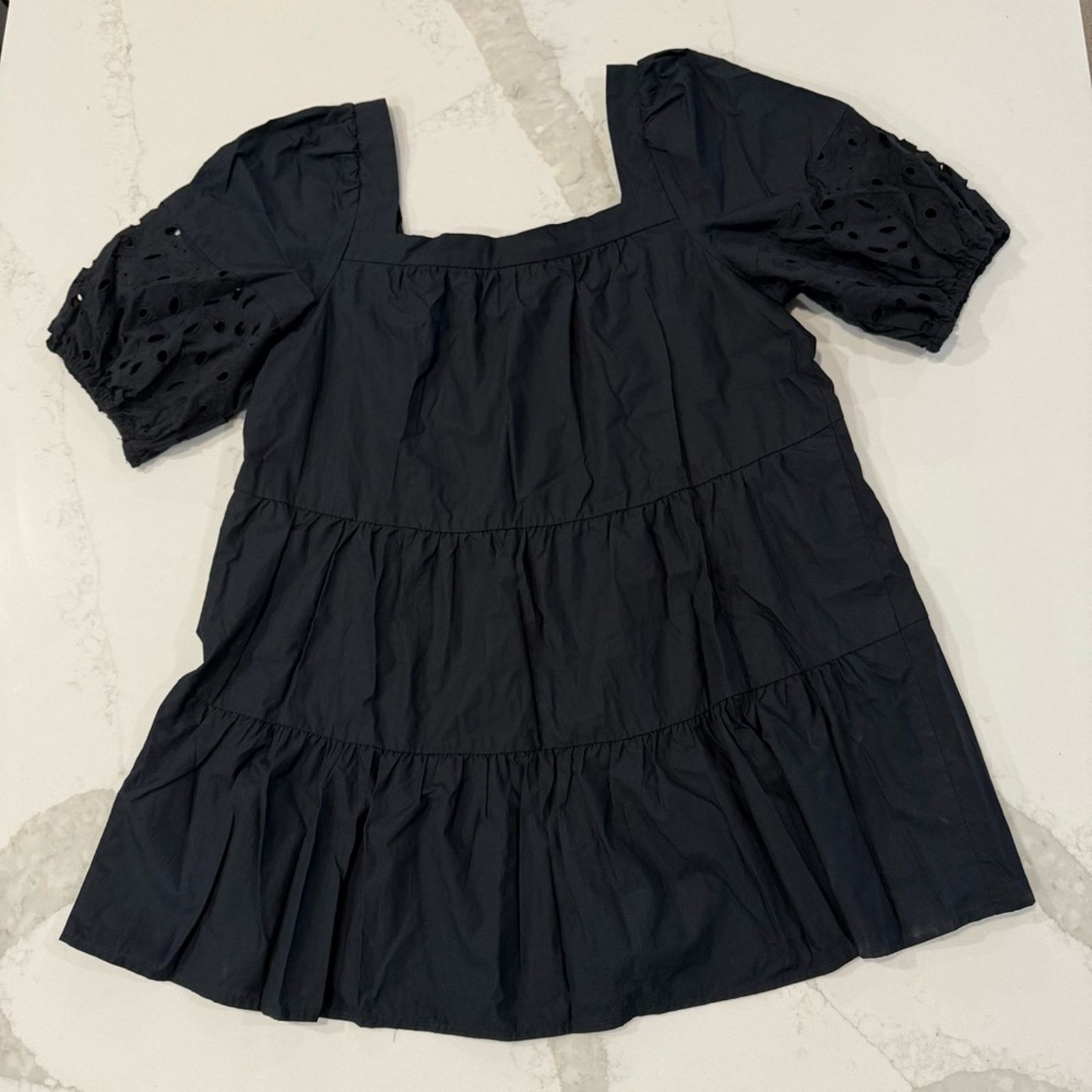 Anthropologie Maeve Anthropologie Tiered Eyelet Tunic Top Womens Small Size S / US 4 / IT 40 - 10 Thumbnail