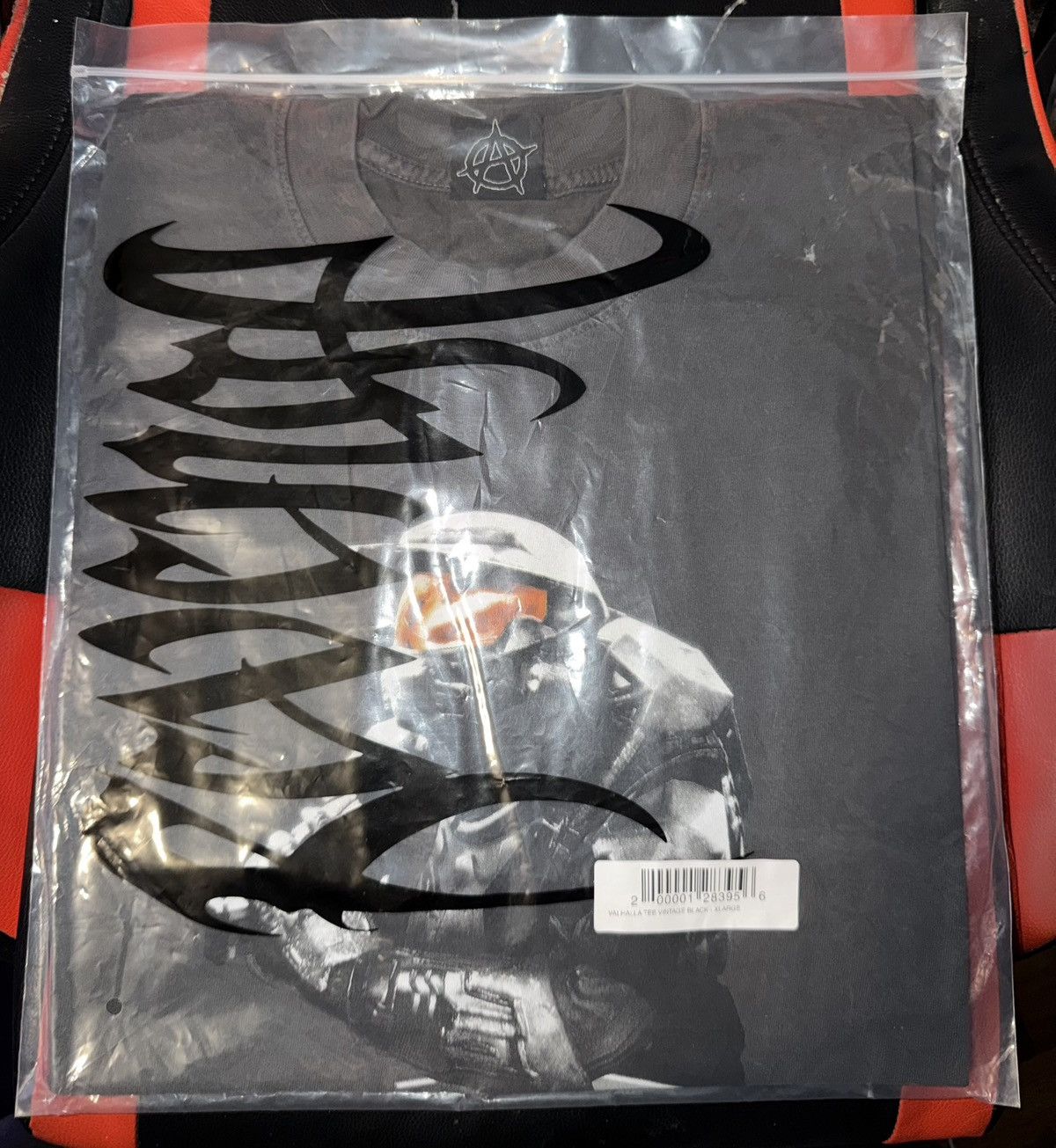 Revenge Revenge vintage Valhalla tee black xl Size US XL / EU 56 / 4 - 1 Preview