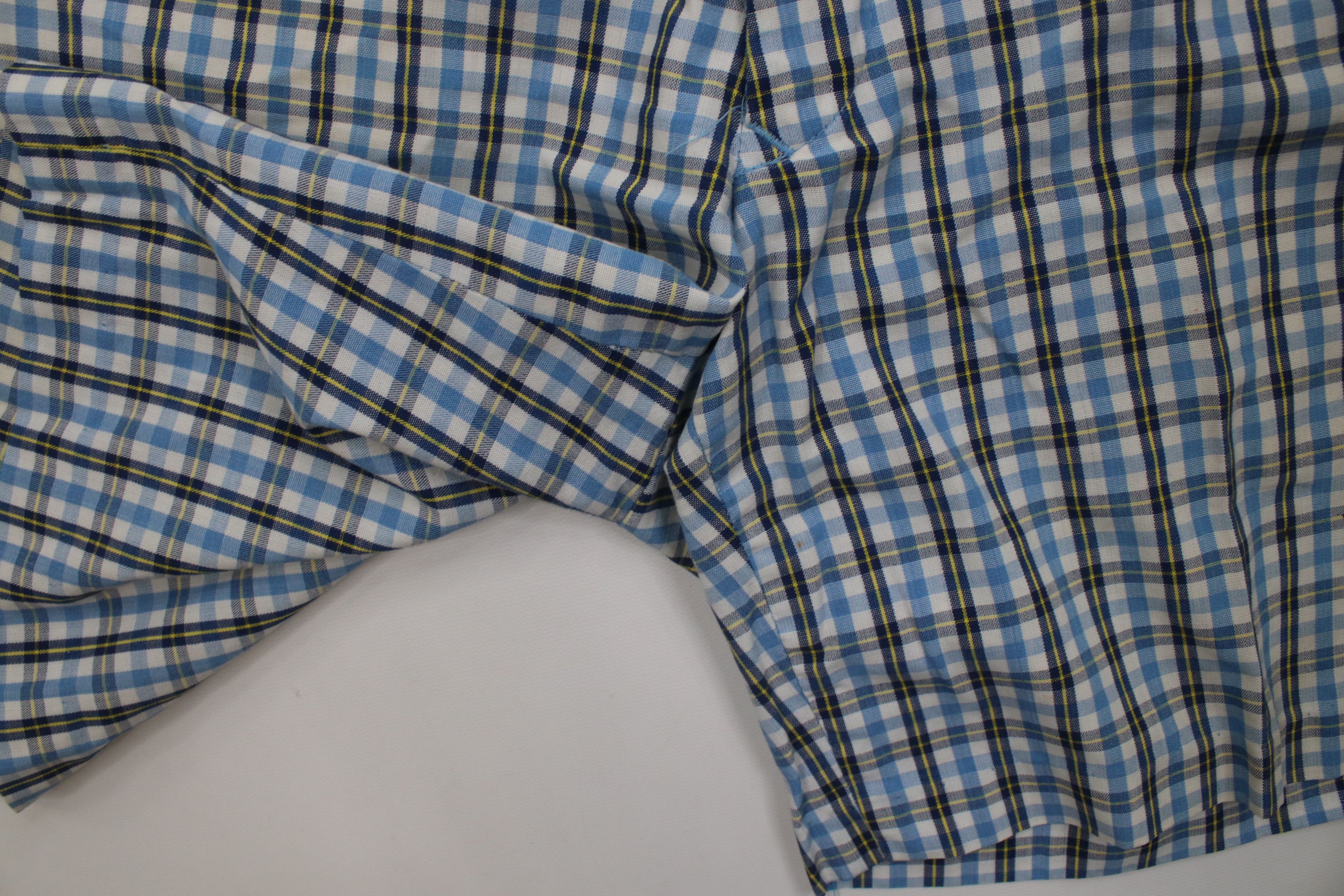 Vintage Vintage 60s 70s Streetwear Plaid Above Knee Chino Shorts Size US 34 / EU 50 - 7 Thumbnail