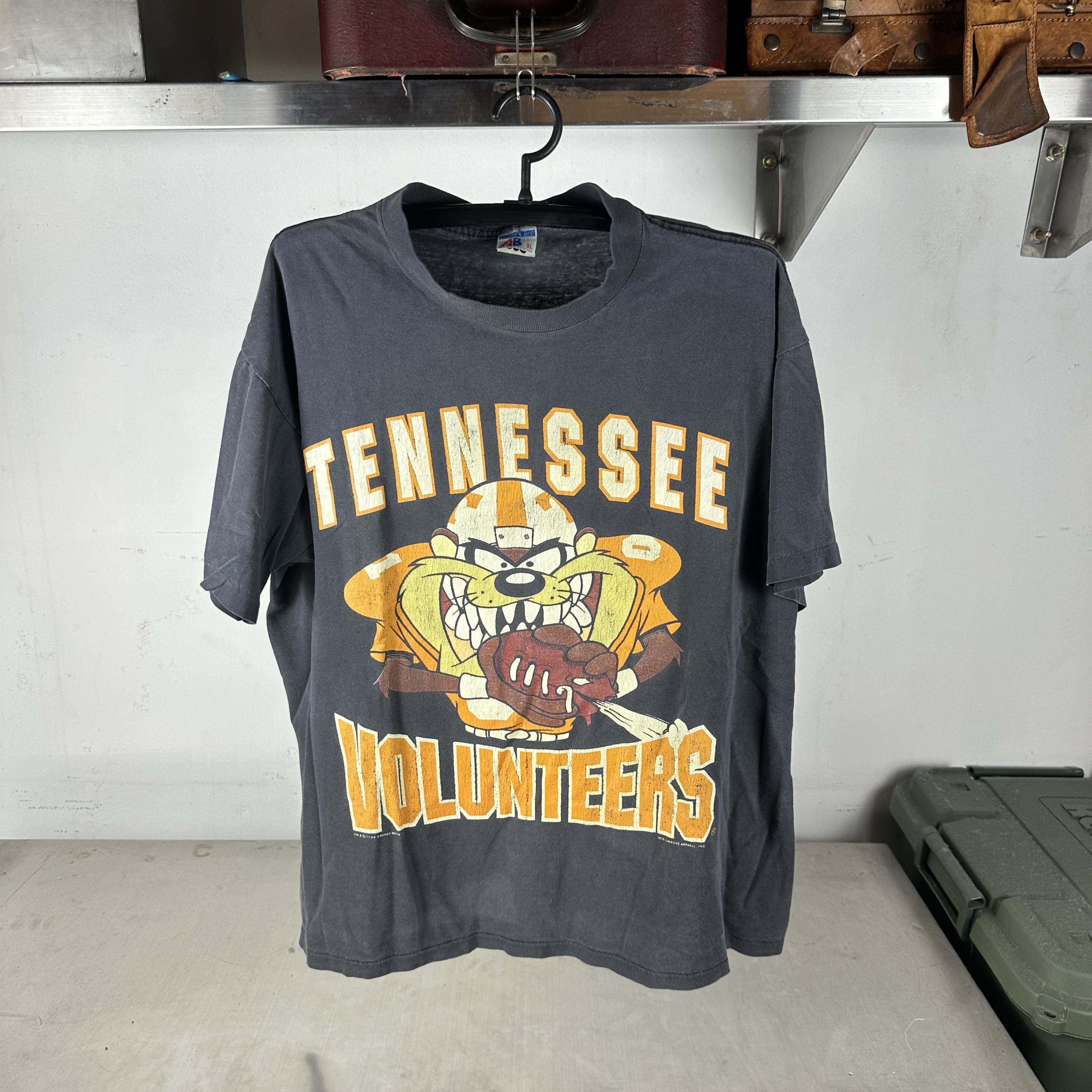 Vintage 1994 Tennessee Volunteers Taz Mania NCAA T-Shirt