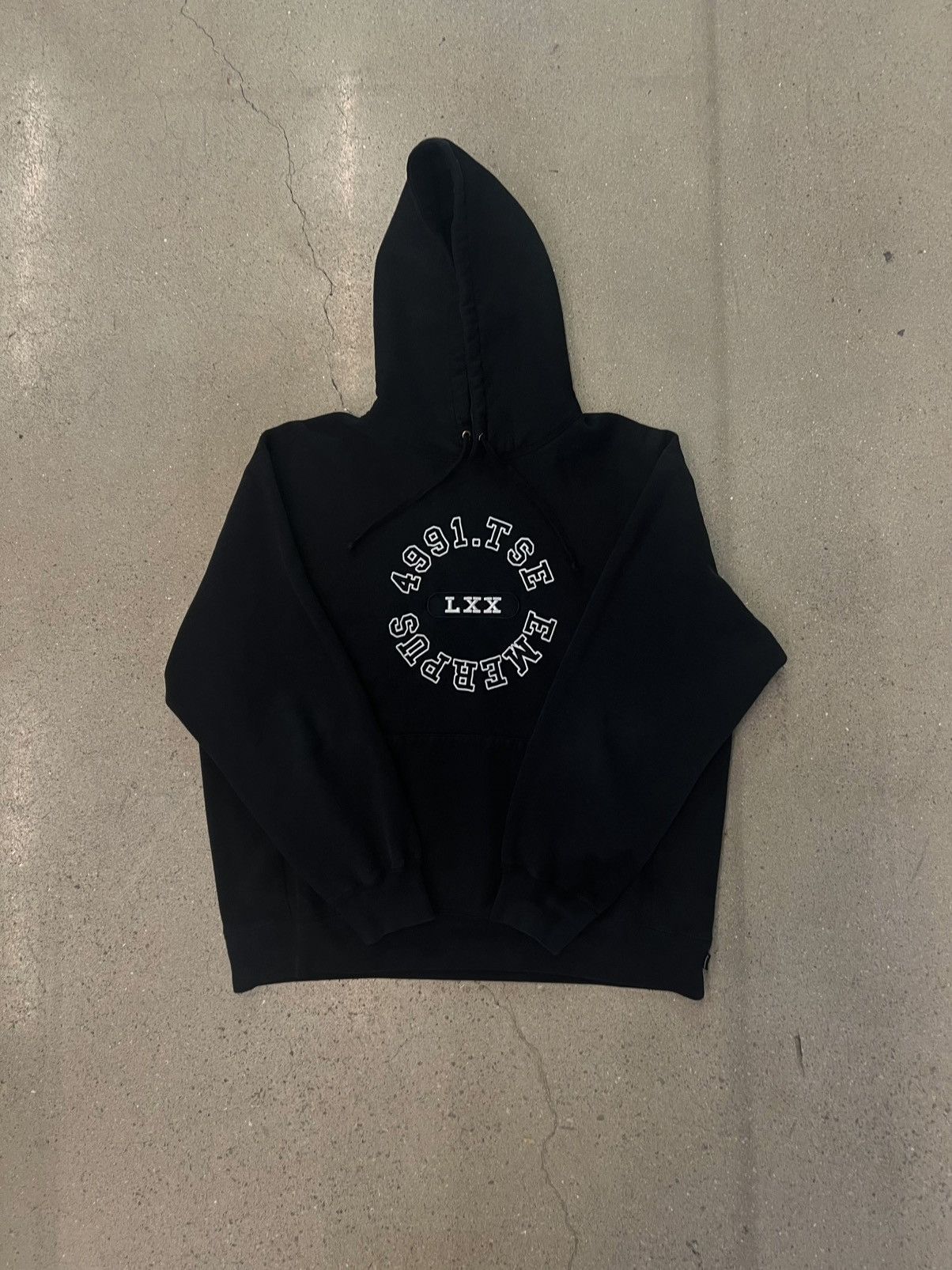 Supreme Reverse Hooded Sweatshirt Pink SS23 Size Medium