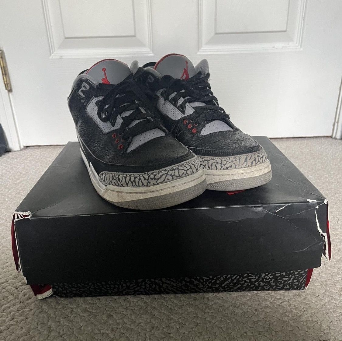 Jordan Brand Jordan 3 Black Cement Size US 8 / EU 41 - 2 Thumbnail