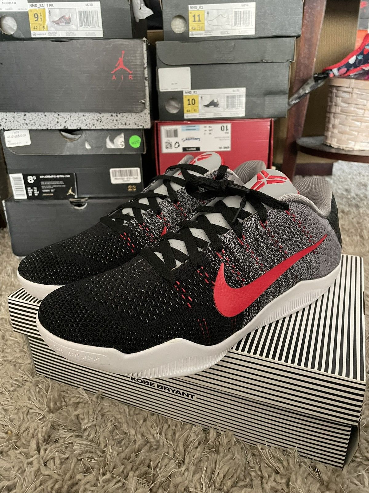 Nike Kobe 11 Elite Low Tinker Muse Size US 9.5 / EU 42-43 - 1 Thumbnail