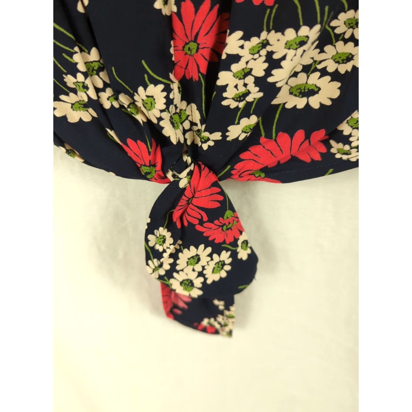 Madewell Madewell Women Tie-Front Top Shirt Size S Blue Hillside Daisies Short Sleeve Feminine Casual Size S / US 4 / IT 40 - 4 Thumbnail