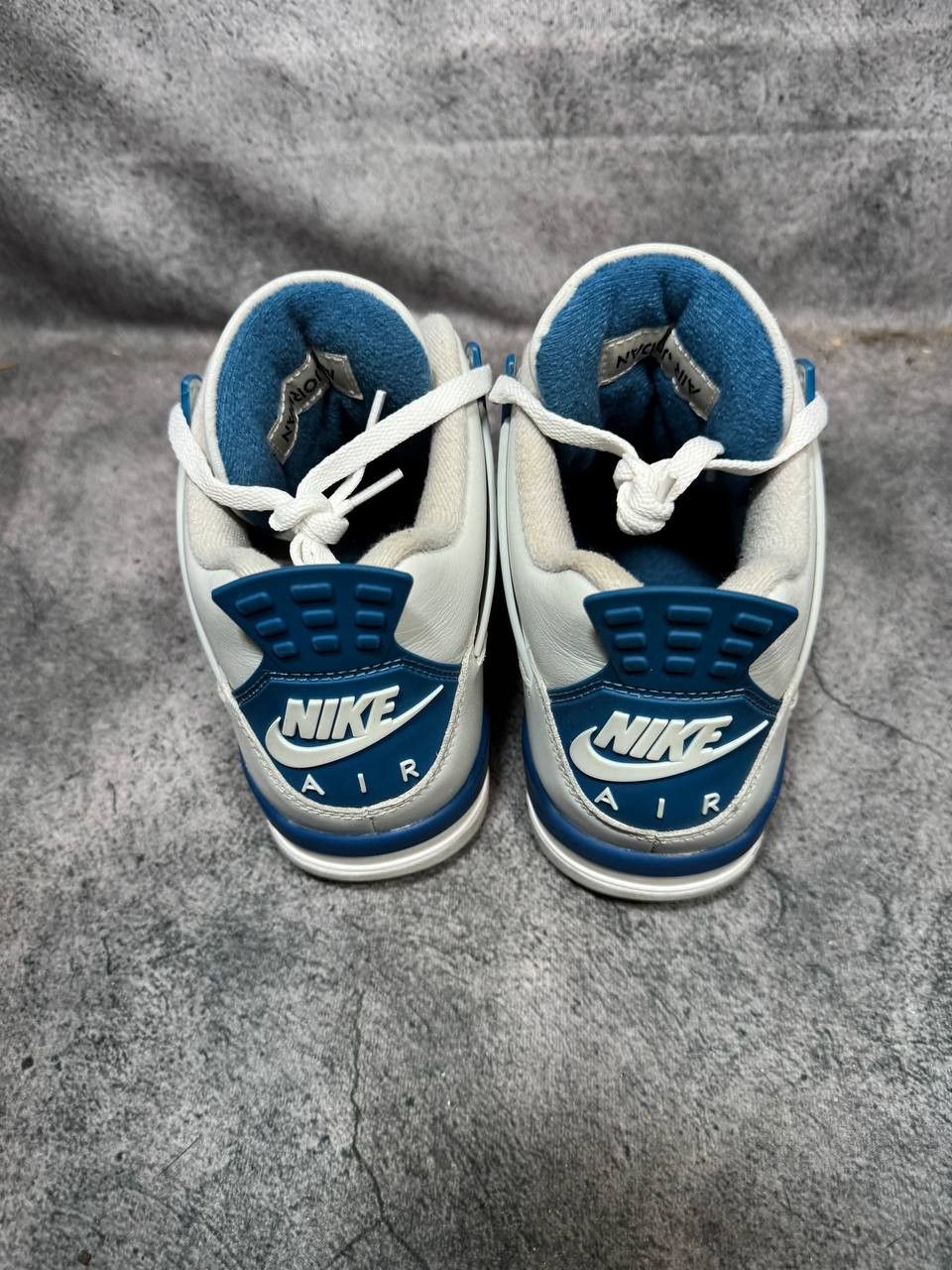Jordan Brand Size 8.5 | Jordan 4 Military Blue No Box | Pre-Owned Size US 8.5 / EU 41-42 - 3 Thumbnail