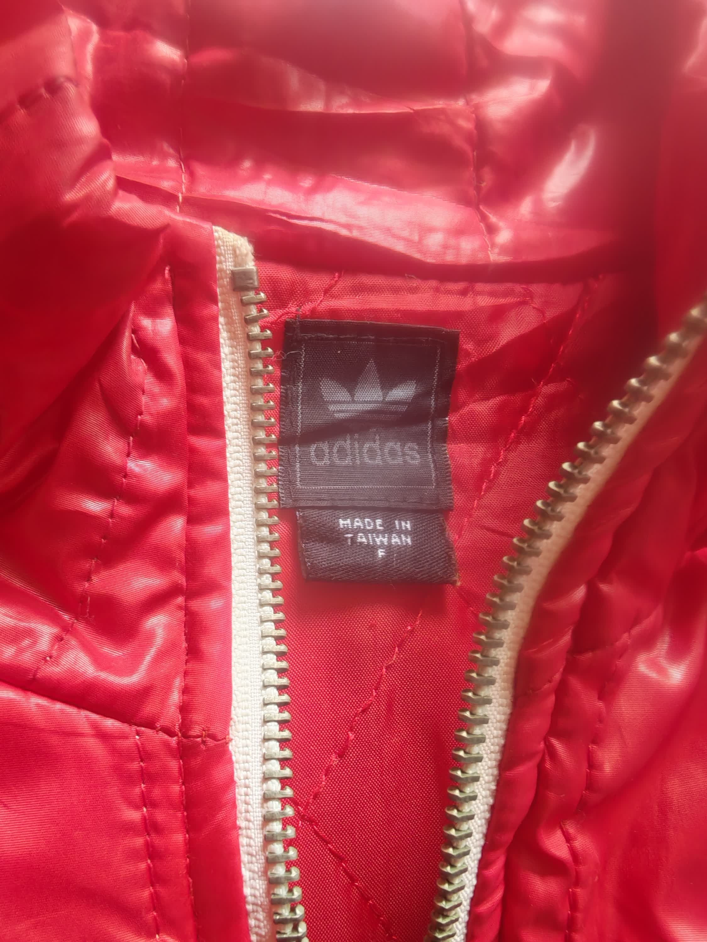 Adidas Adidas Originals Vintage Trefoil Quilted Jacket Red Size M Size US M / EU 48-50 / 2 - 7 Thumbnail