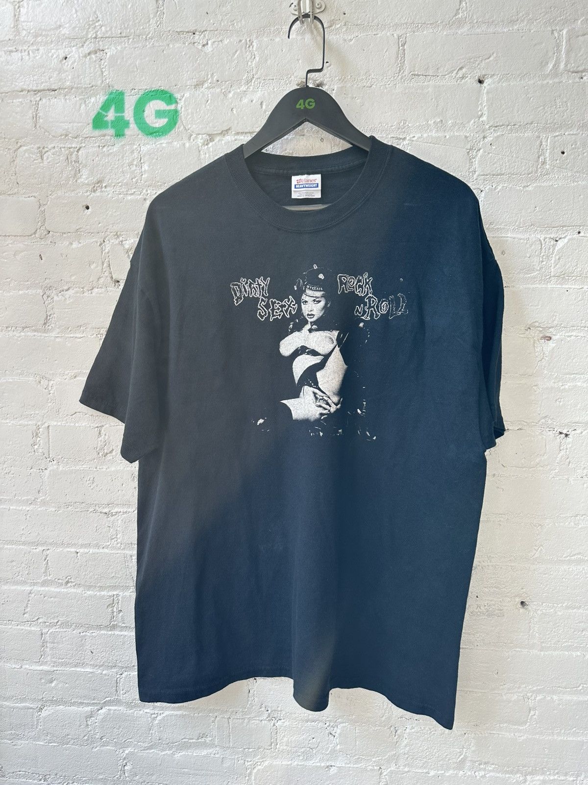 Vintage VINTAGE DIRTY SEX & ROCK & ROLL T Size US XL / EU 56 / 4 - 1 Thumbnail