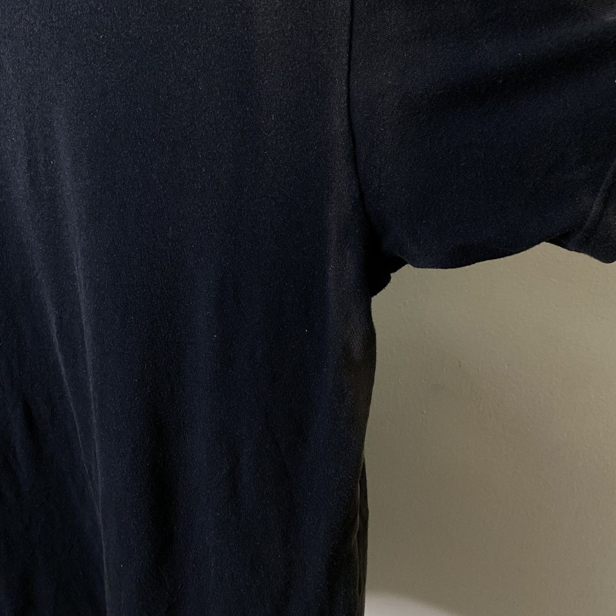 Nike Vintage 2000s Nike Sneakers Fetish Faded Black T Shirt Size US L / EU 52-54 / 3 - 9 Thumbnail