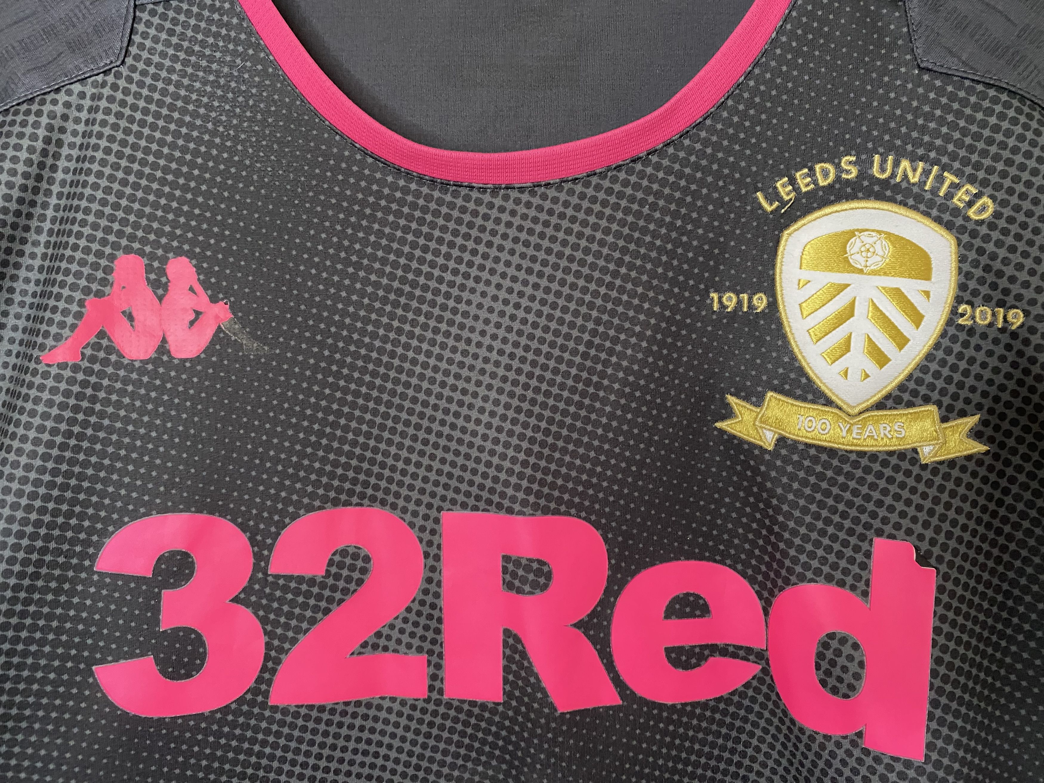 Kappa × UEFA LEEDS UNITED 2019 2020 THIRD FOOTBALL SHIRT SOCCER JERSEY Size US XL / EU 56 / 4 - 4 Thumbnail