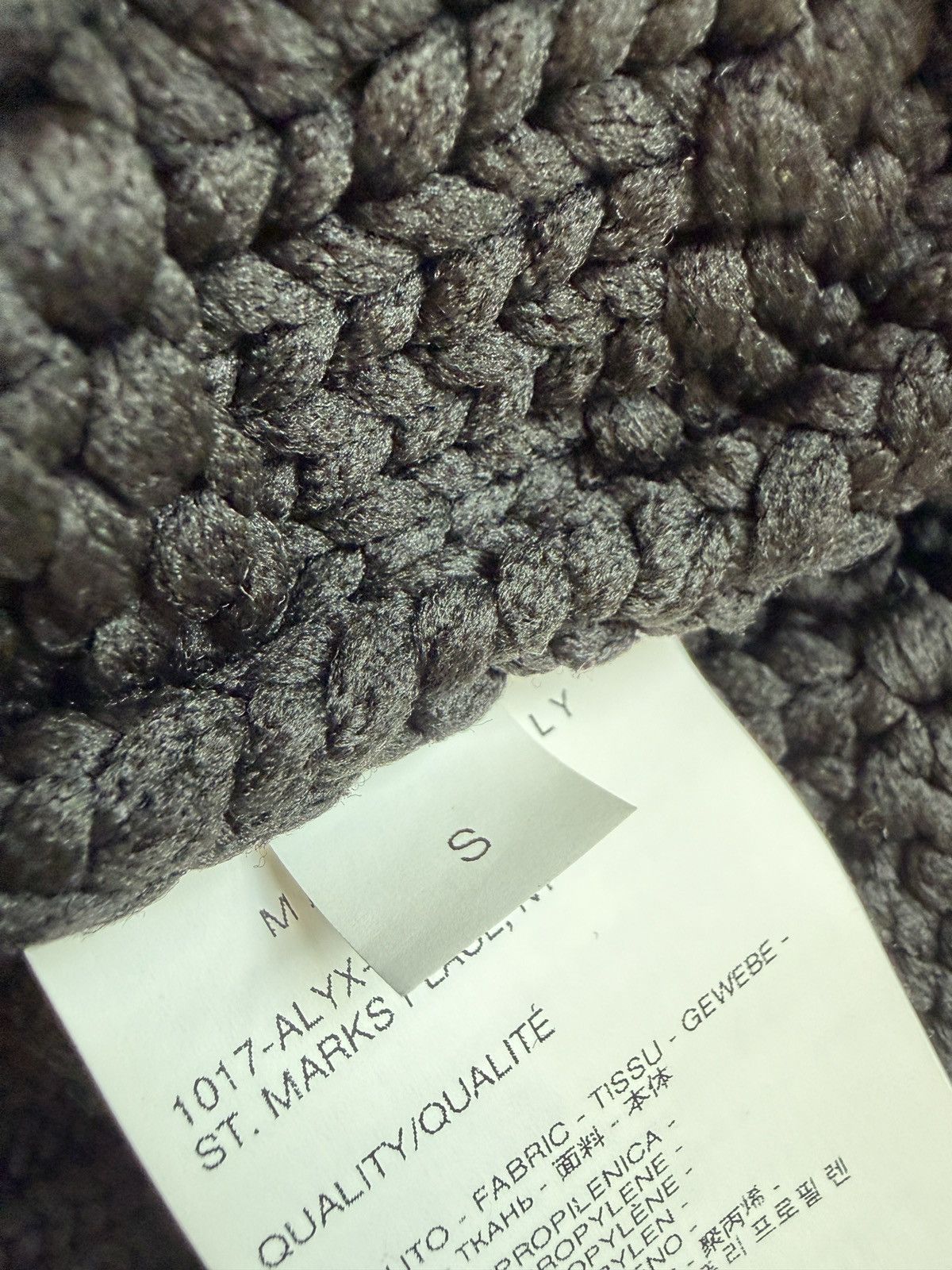 1017 ALYX 9SM 1017 ALYX 9SM Cable Knit Swaeter Vest Black Size US S / EU 44-46 / 1 - 9 Thumbnail