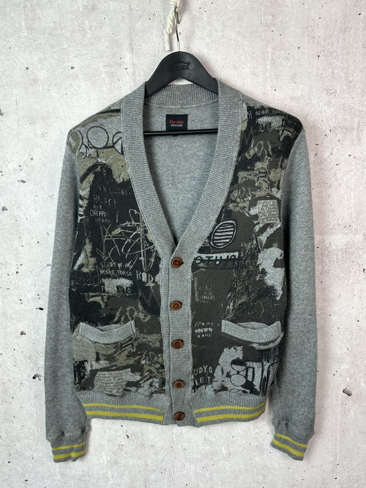 Roberto Cavalli Roberto Cavalli Devils Printed Grey Cotton Blend Cardigan Size US S / EU 44-46 / 1 - 1 Thumbnail